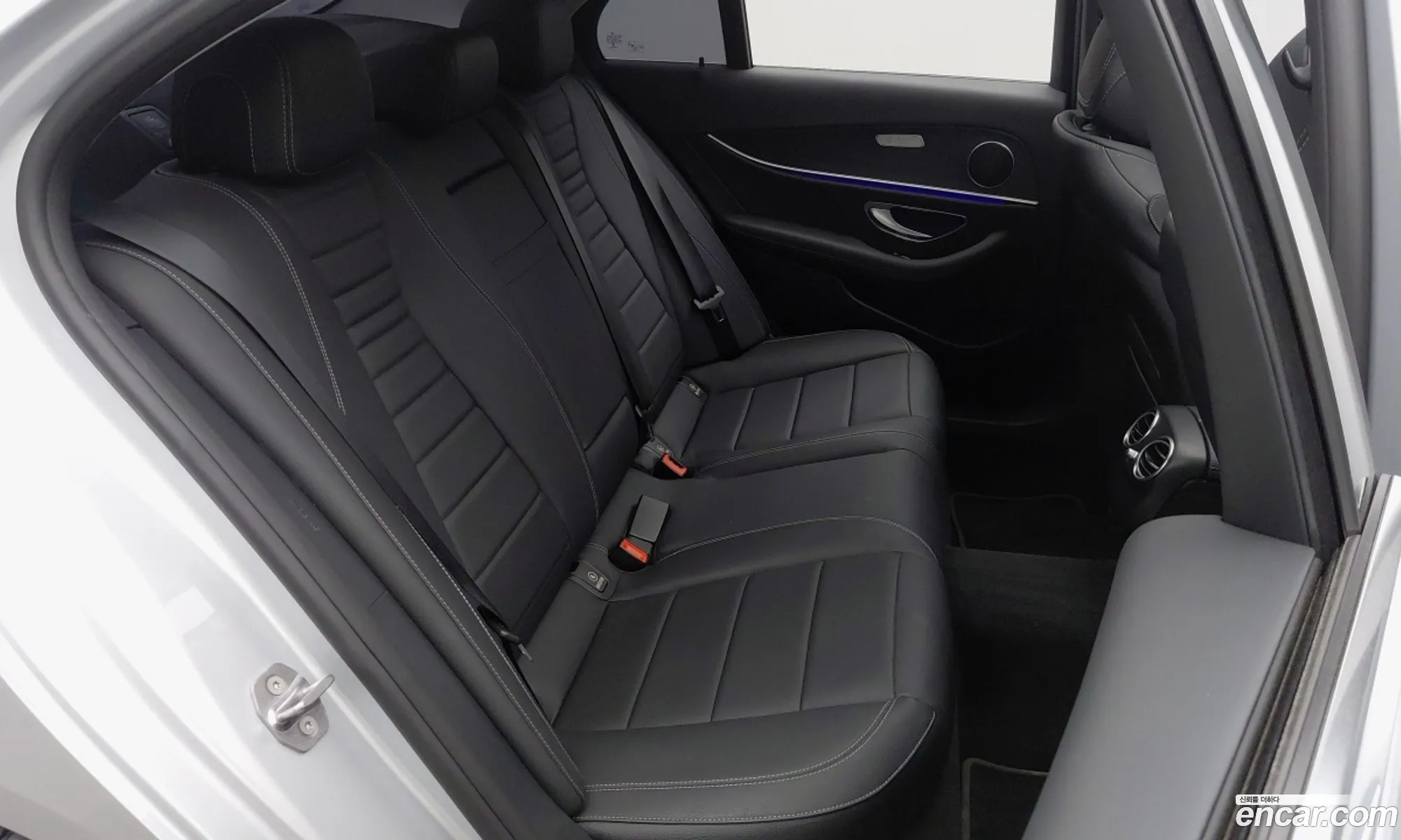Mercedes-Benz E-Class W213 2016 — 9