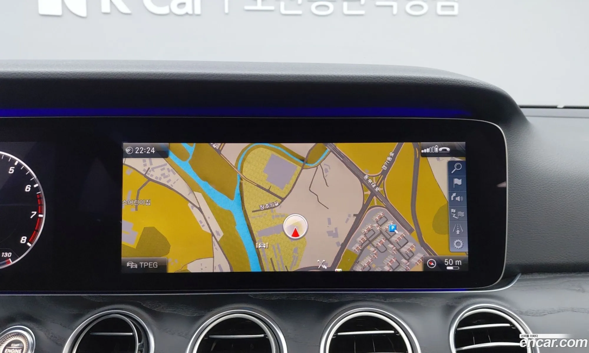 Mercedes-Benz E-Class W213 2016 — 12
