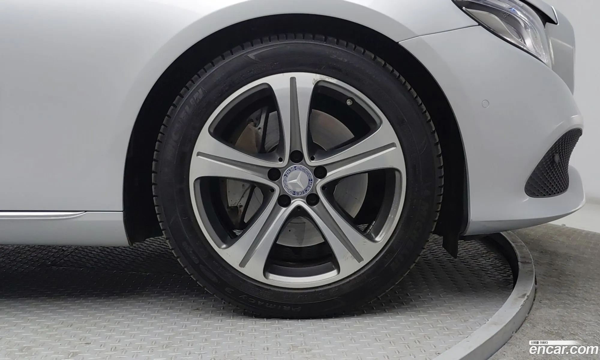 Mercedes-Benz E-Class W213 2016 — 8