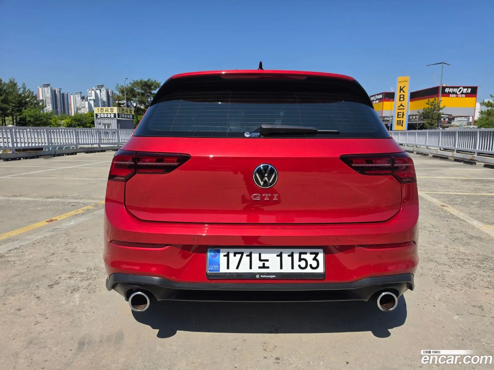 Volkswagen Golf 8th Gen 2024 — 3