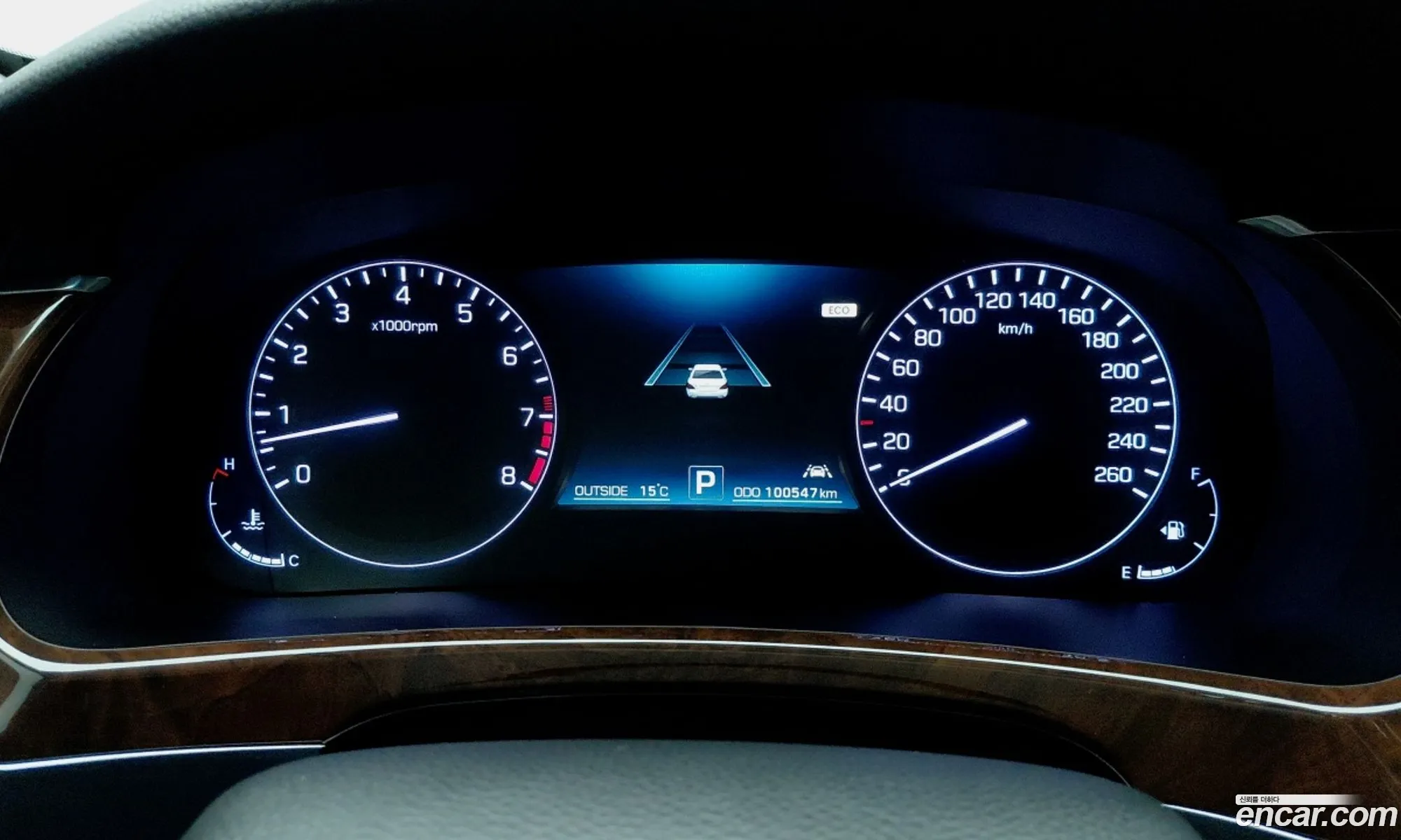 Hyundai Equus 2013 — 18