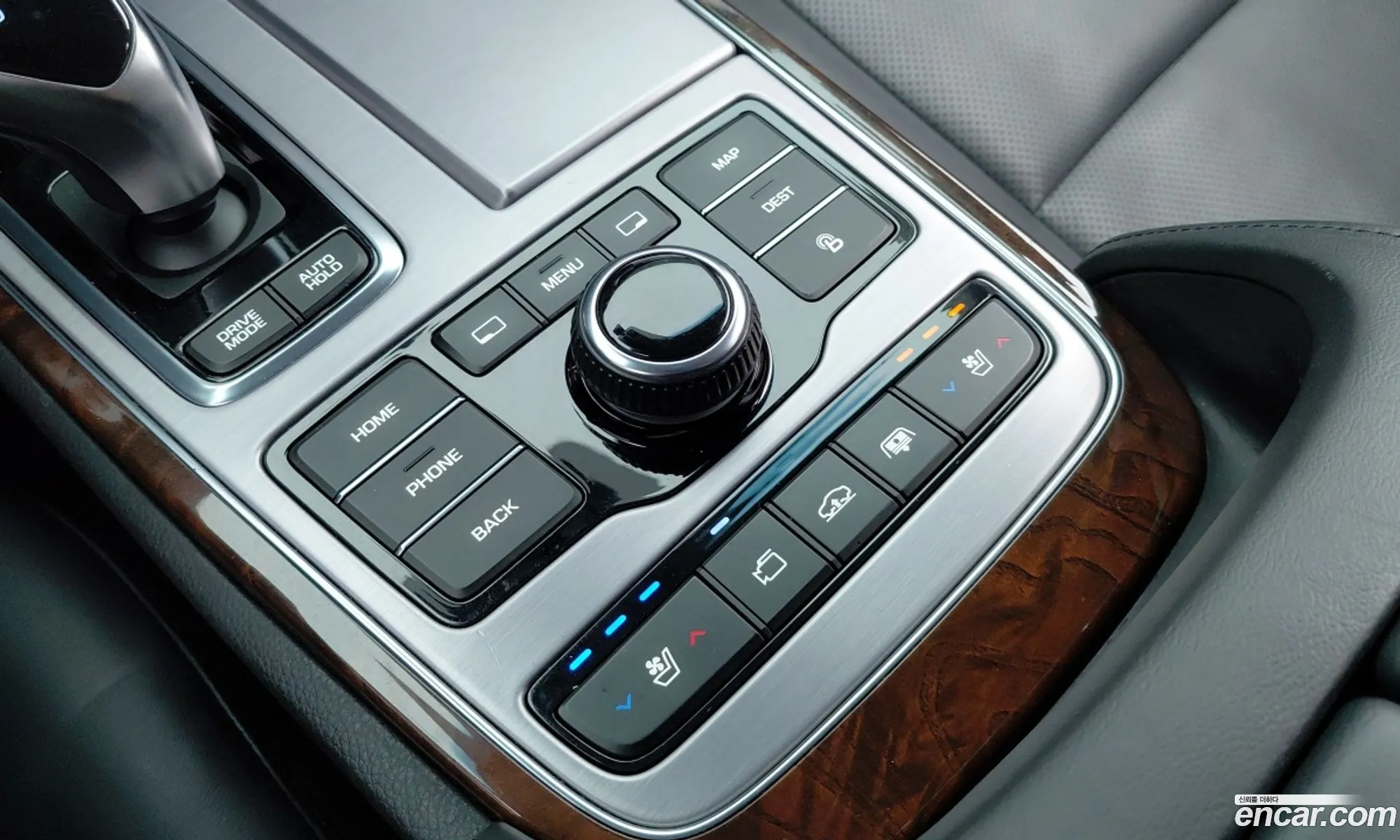 Hyundai Equus 2013 — 6