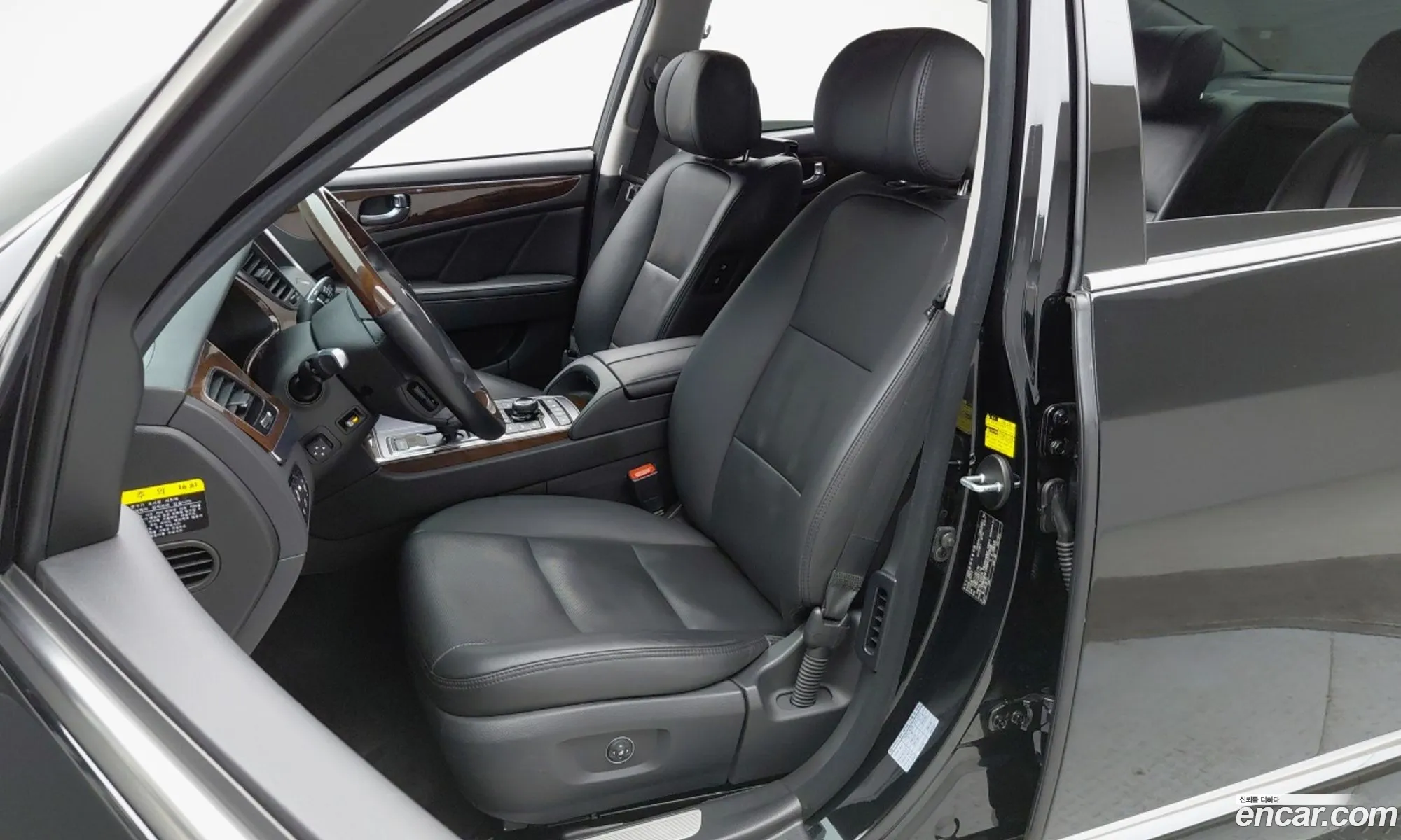 Hyundai Equus 2013 — 9