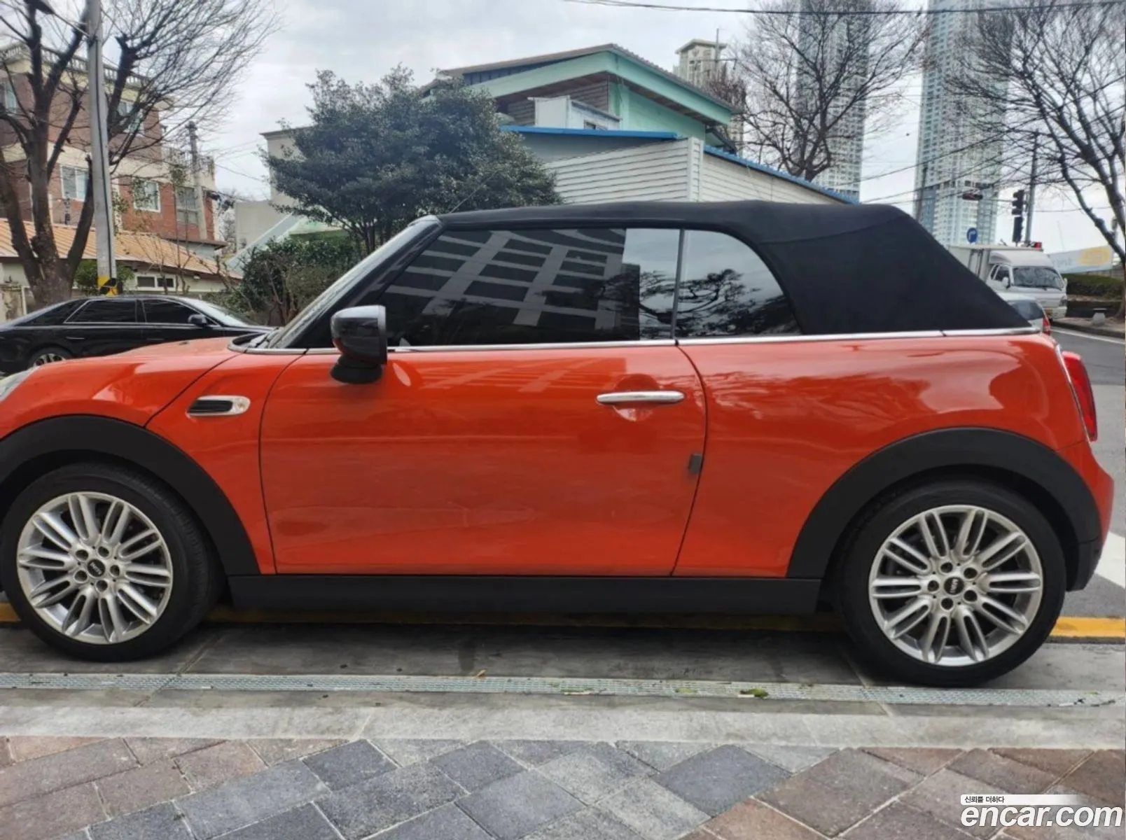 Mini Cooper Convertible 2020 — 4