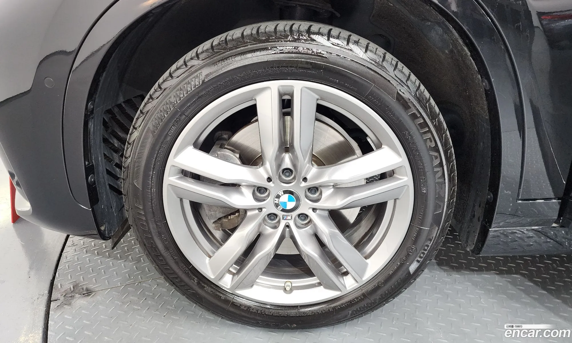 BMW X1 2022 WBA11DG00N5U92227 — 25