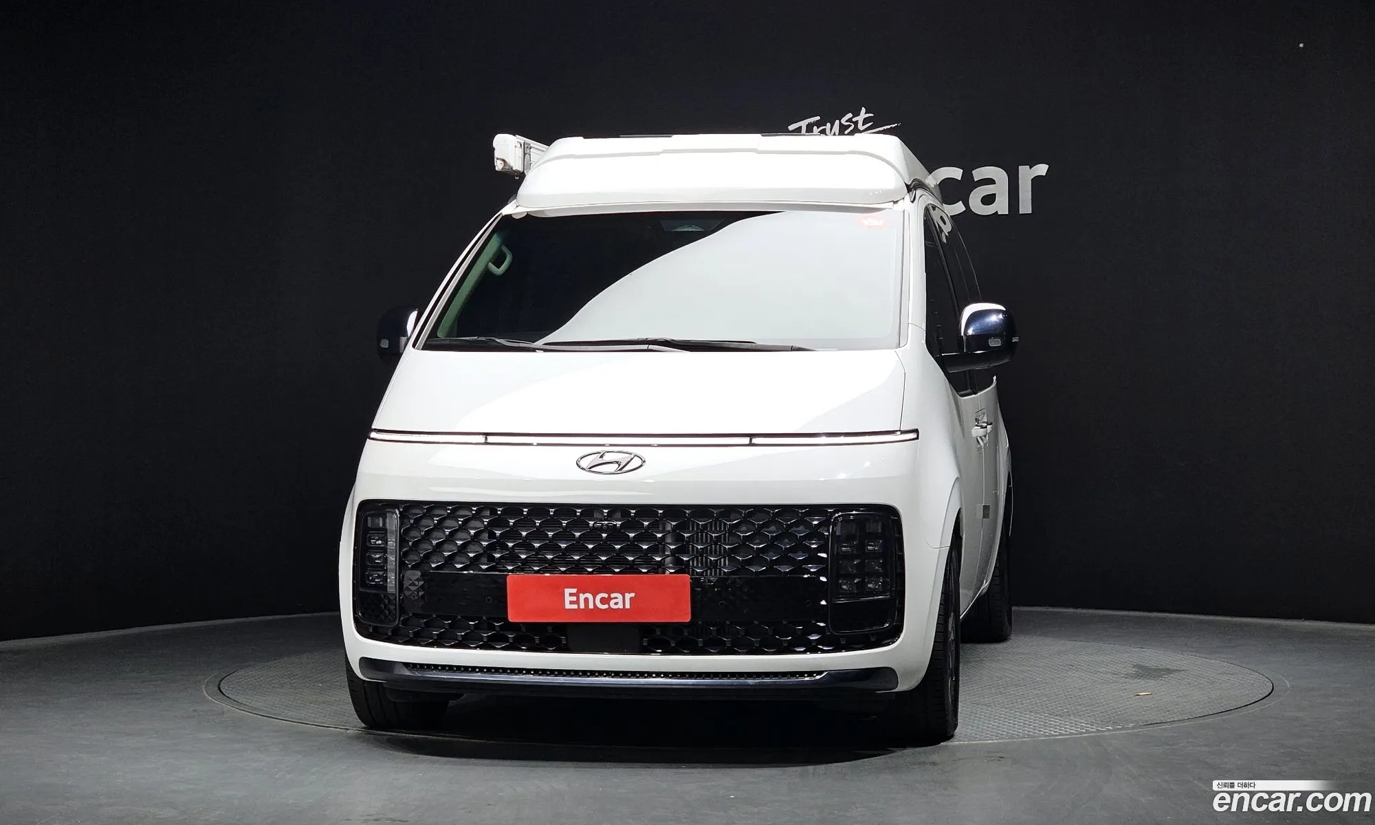 Hyundai Staria 2022 — 31