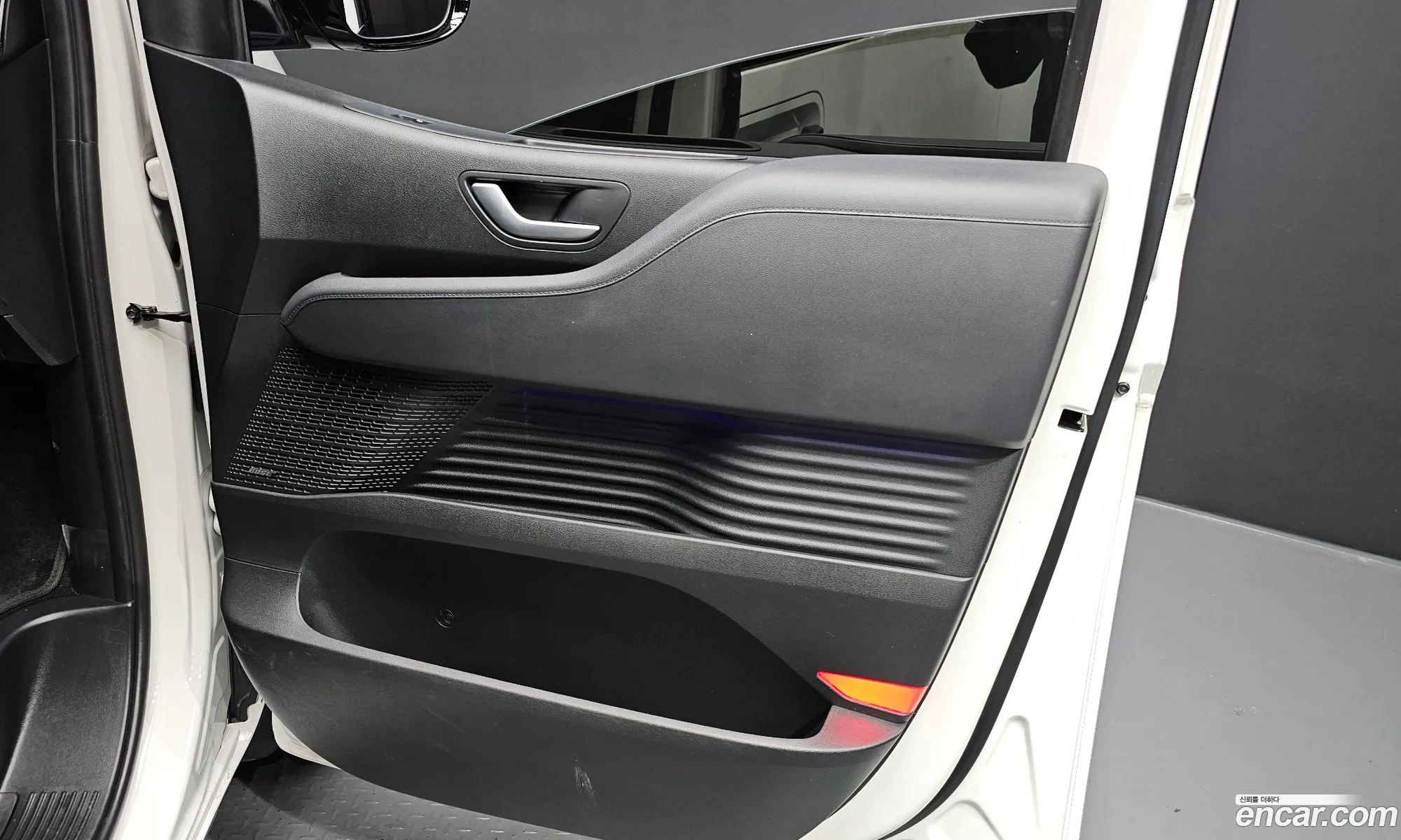 Hyundai Staria 2022 — 15