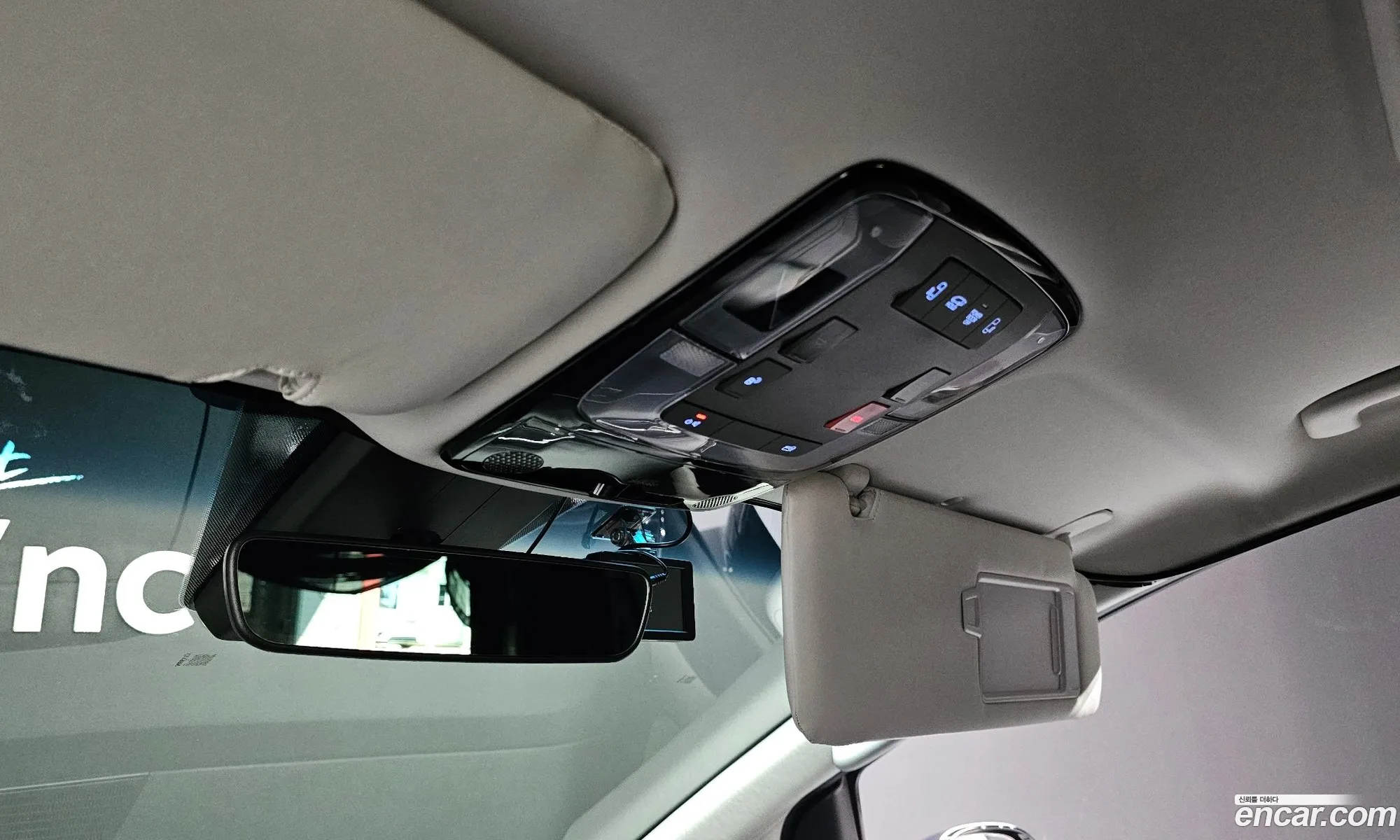 Hyundai Staria 2022 — 16
