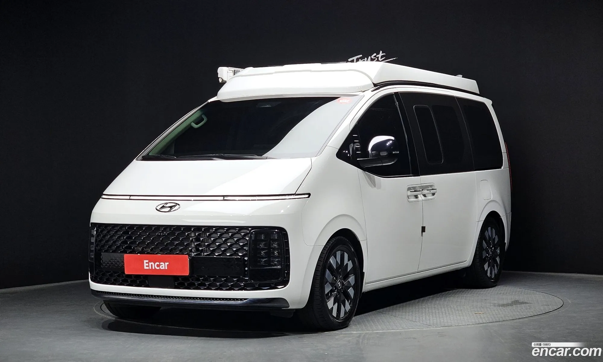 Hyundai Staria 2022 — 5