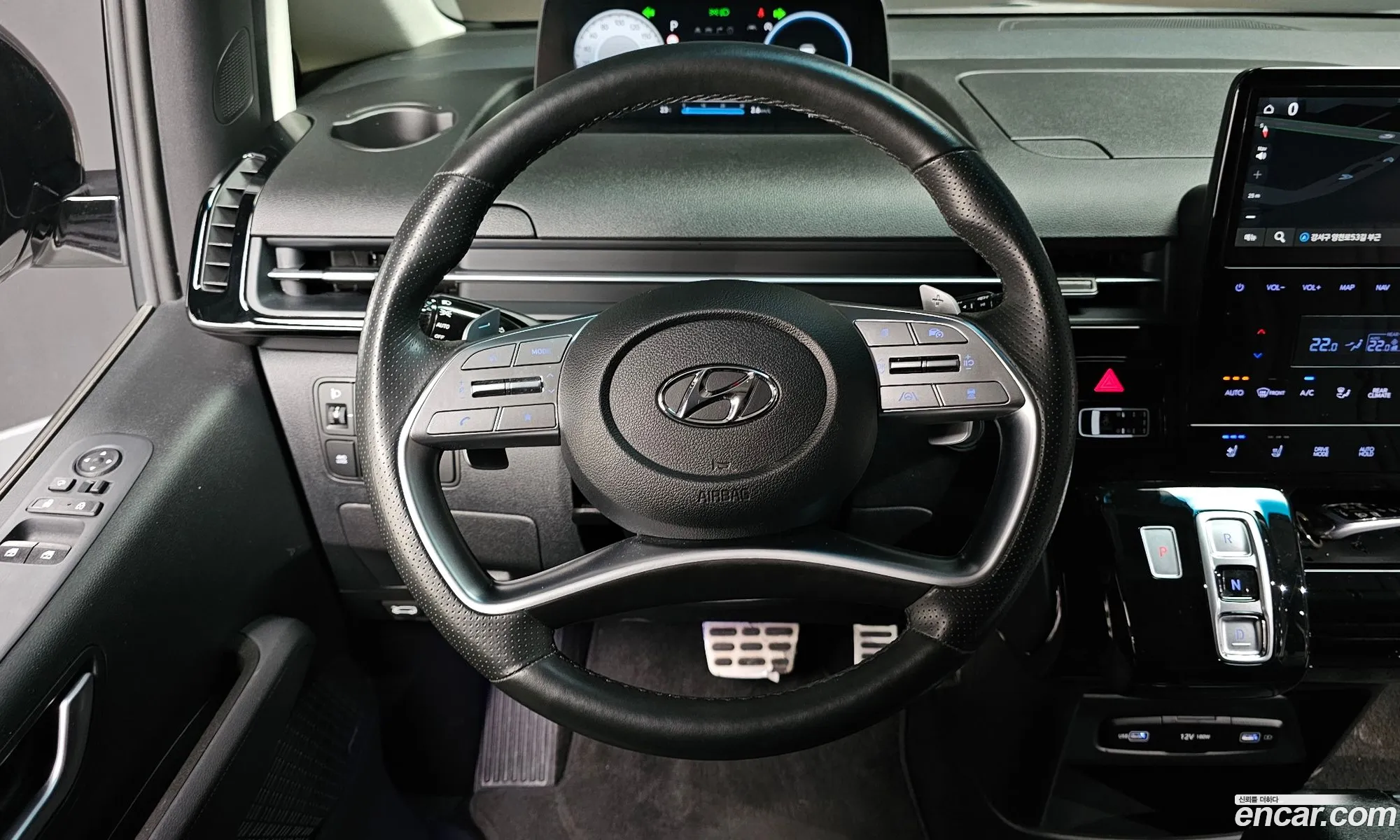 Hyundai Staria 2022 — 19