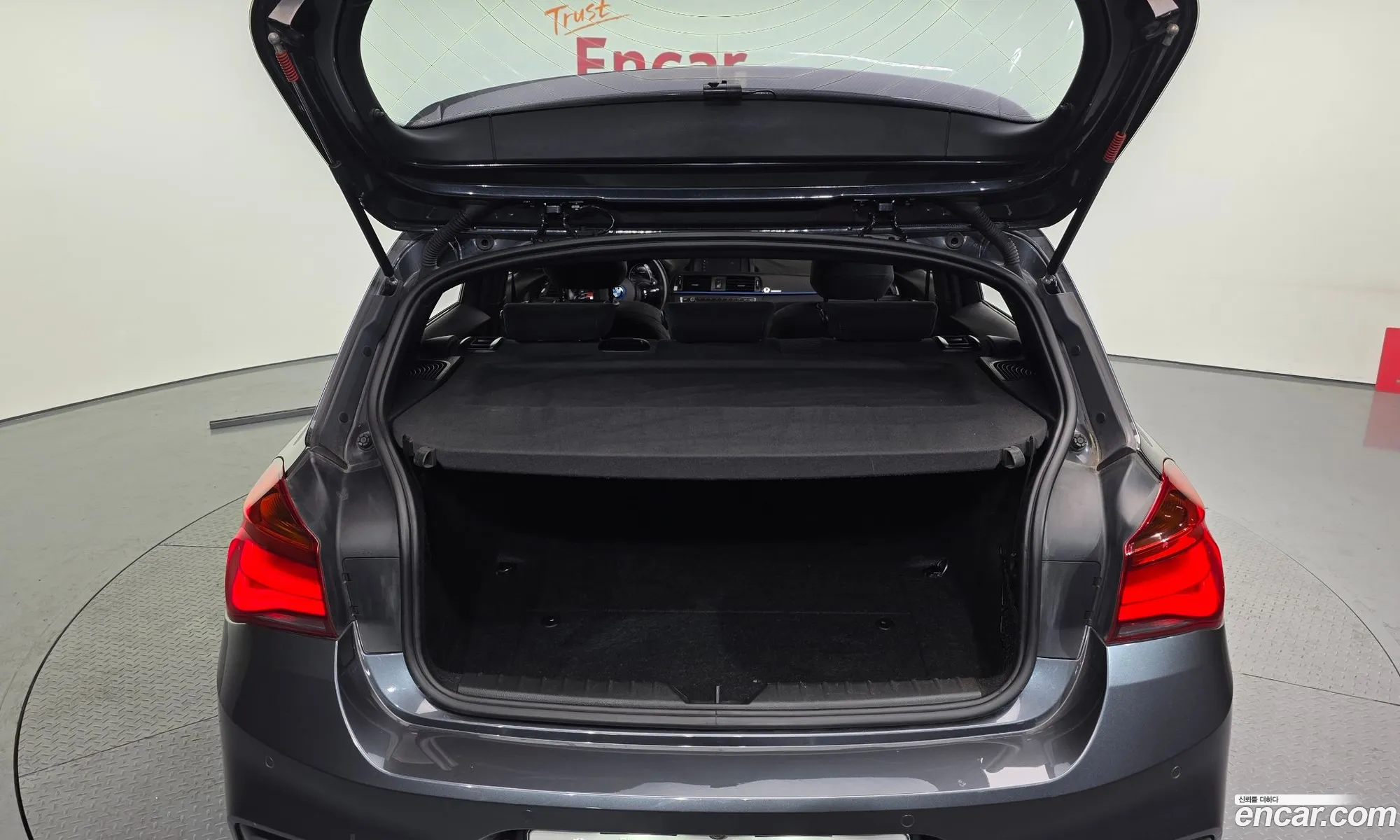 BMW 1 Series 2018 WBA1S5103J5K38145 — 9