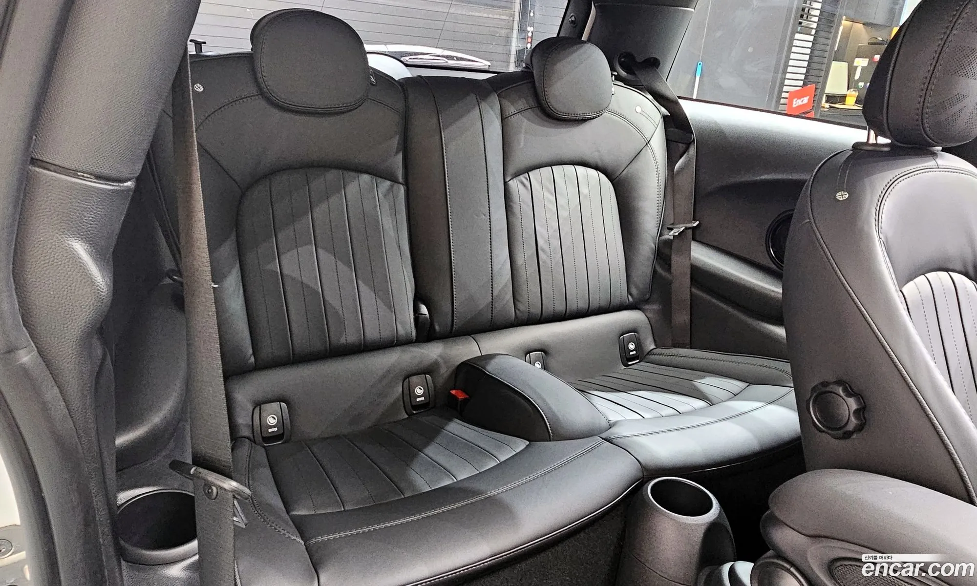 Mini Cooper S 2024 — 10