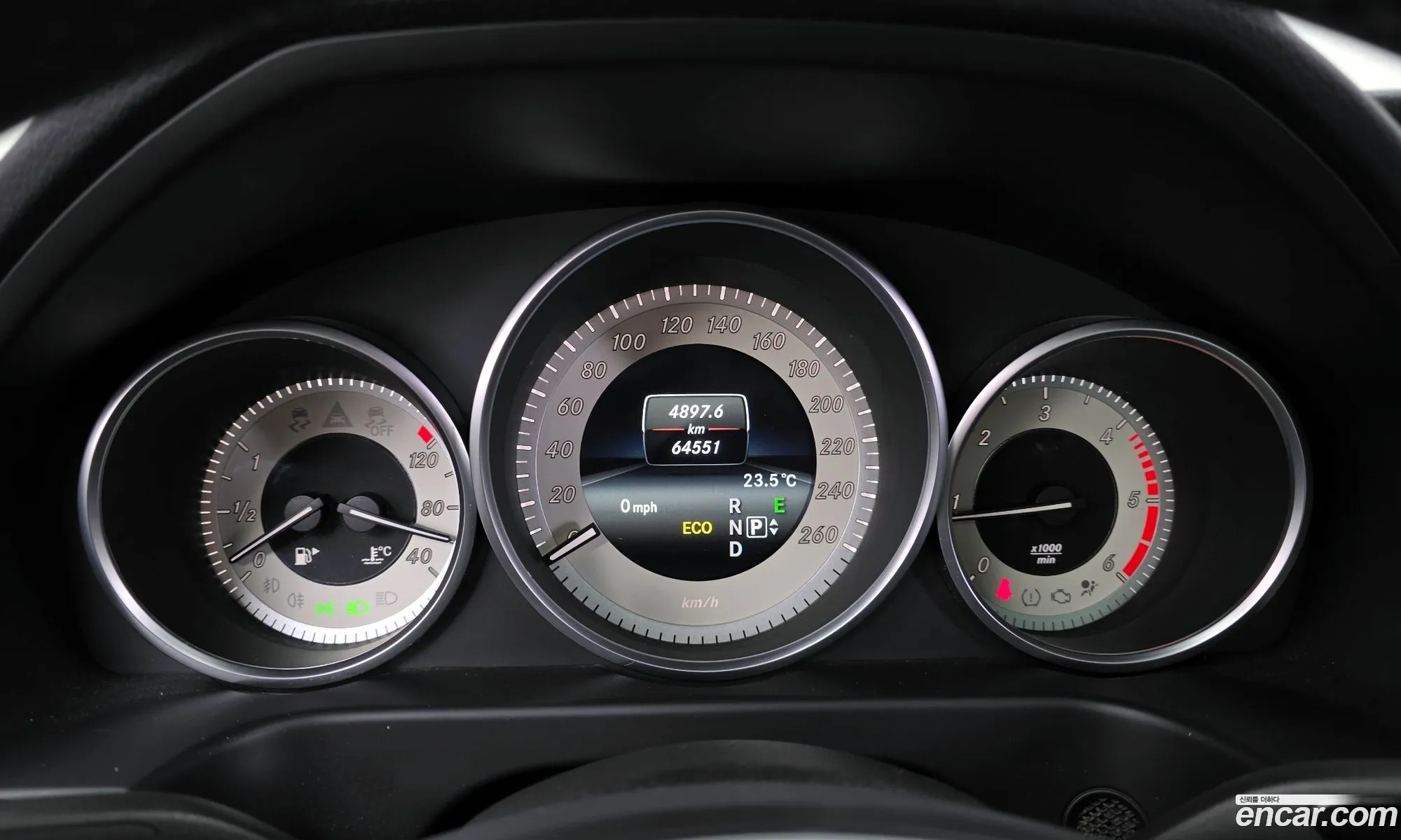 Mercedes-Benz E-Class W212 2014 WDDHF0CB5EB057990 — 3