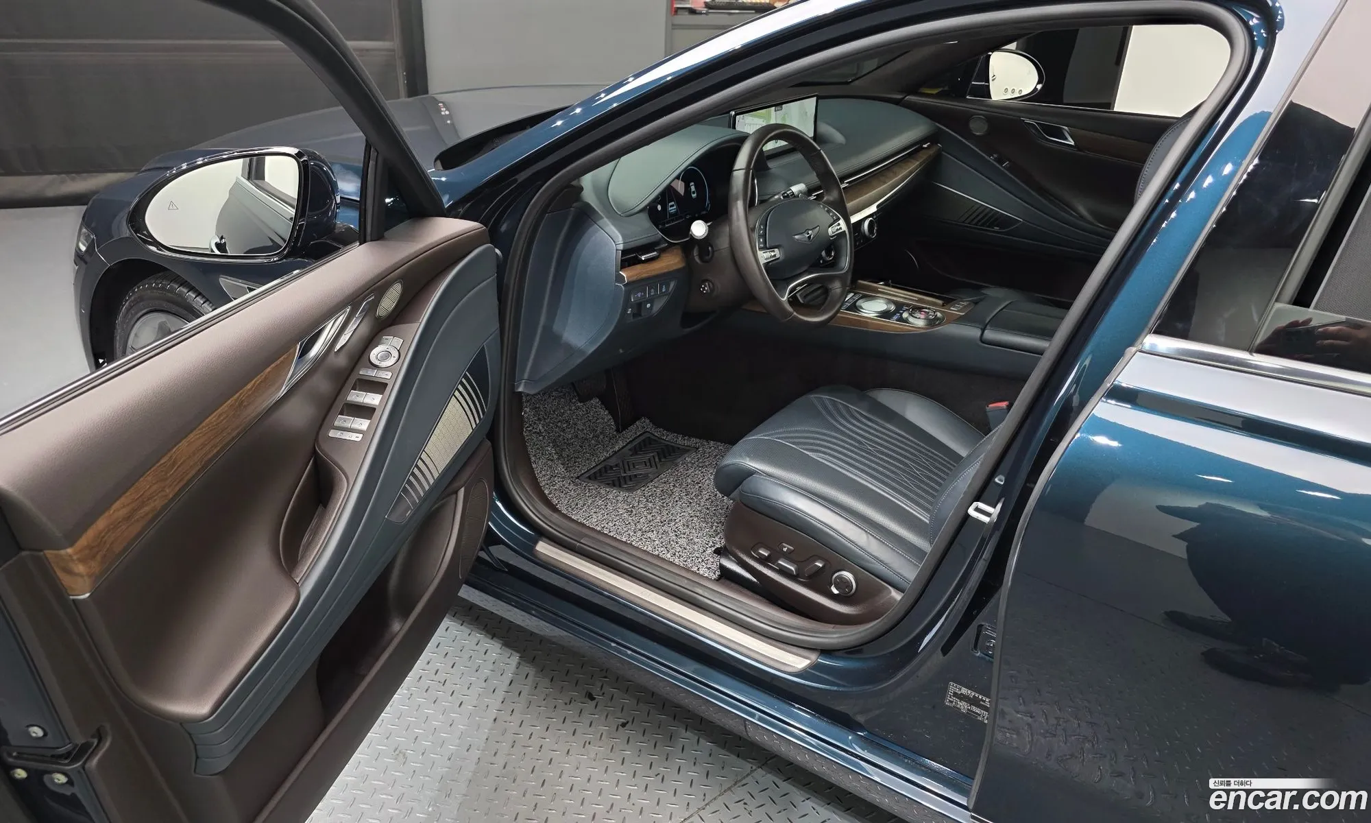 Genesis G80 2022 — 2