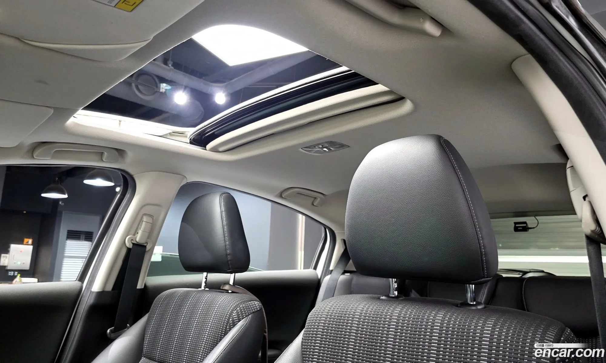 Honda HR-V 2016 3HGRU5850GM200040 — 13