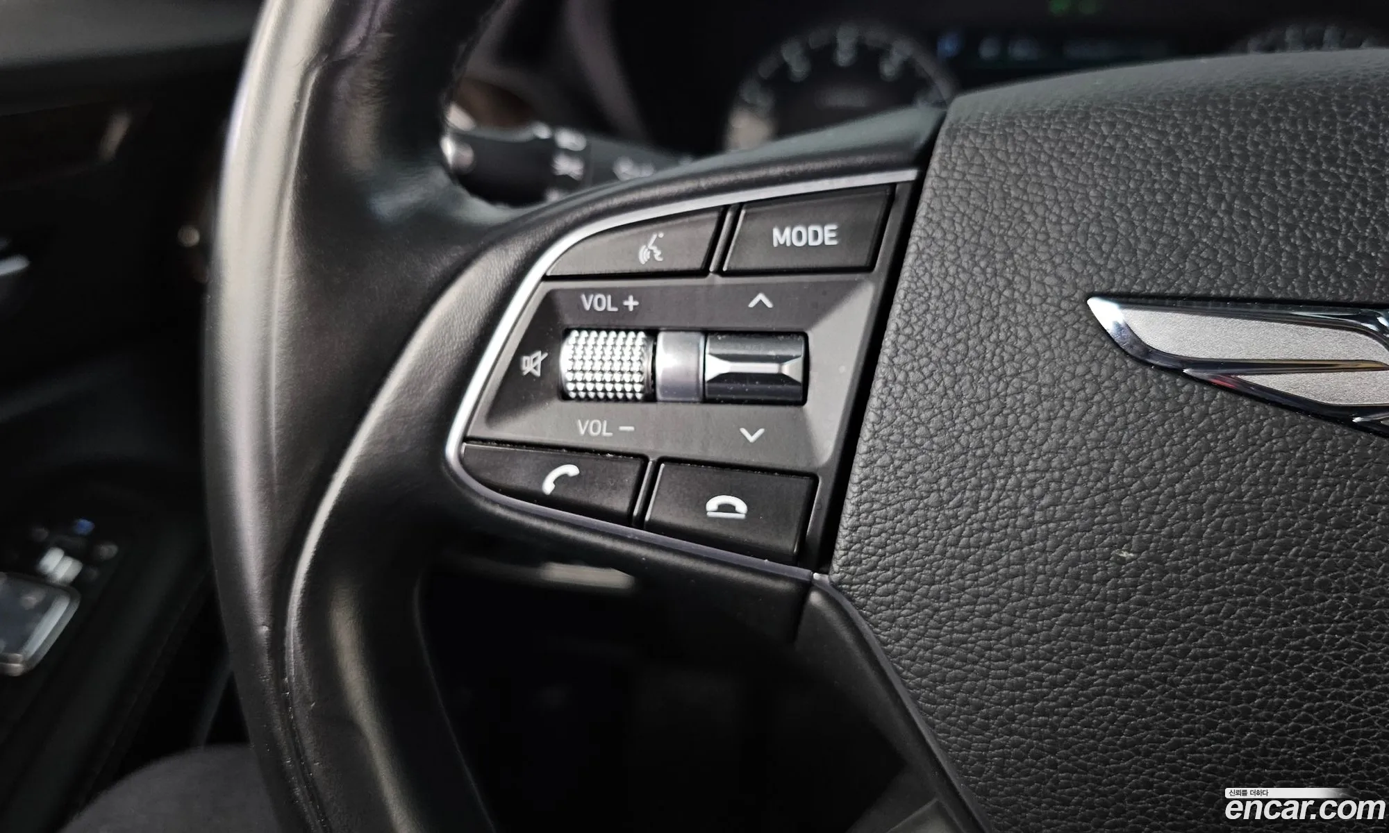 Genesis G90 2018 — 11