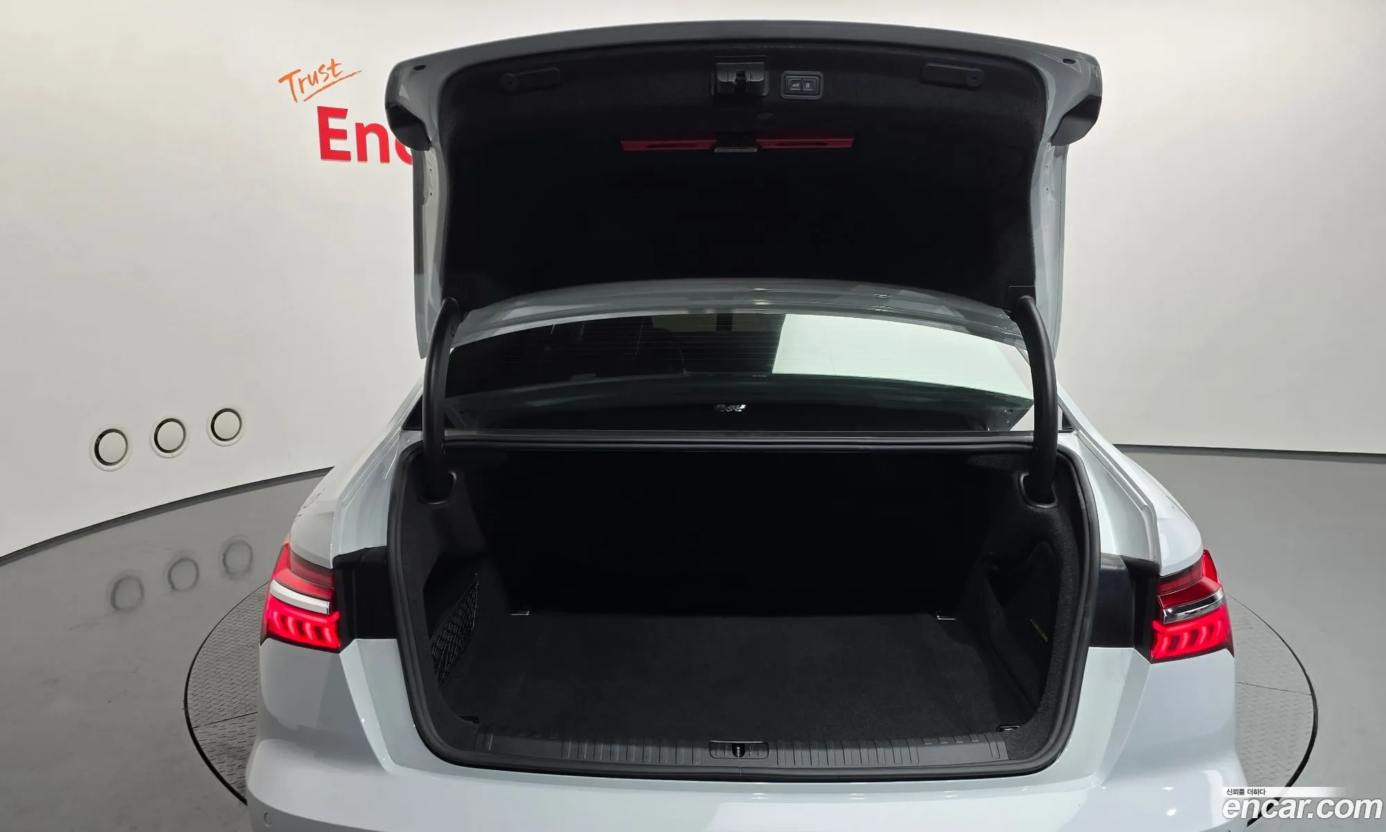 Audi A6 2020 WAUZZZF26LN075980 — 28
