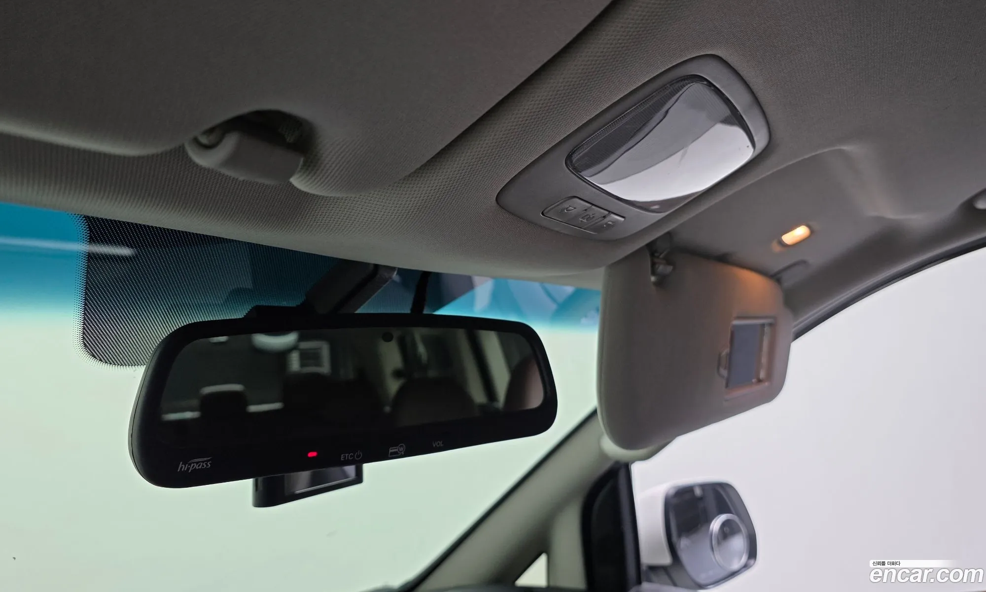 Hyundai Grand Starex 2018 — 22
