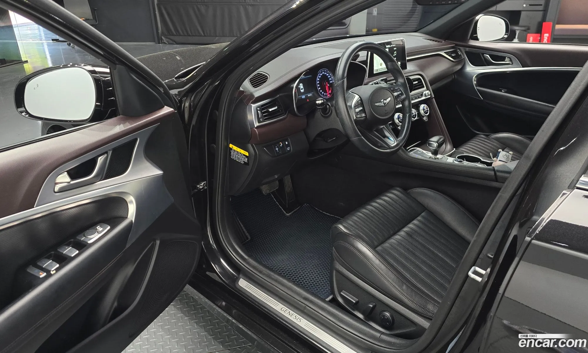 Genesis G70 2019 KMTG441BDKU038445 — 20