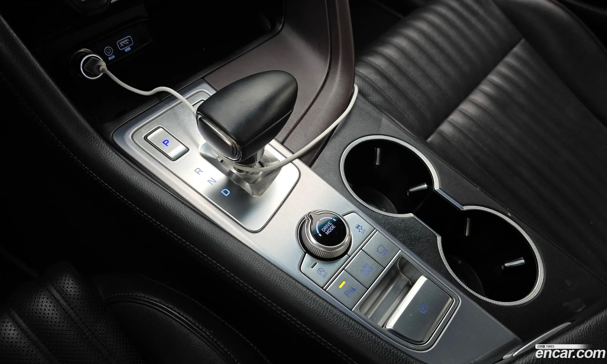 Genesis G70 2019 KMTG441BDKU038445 — 12