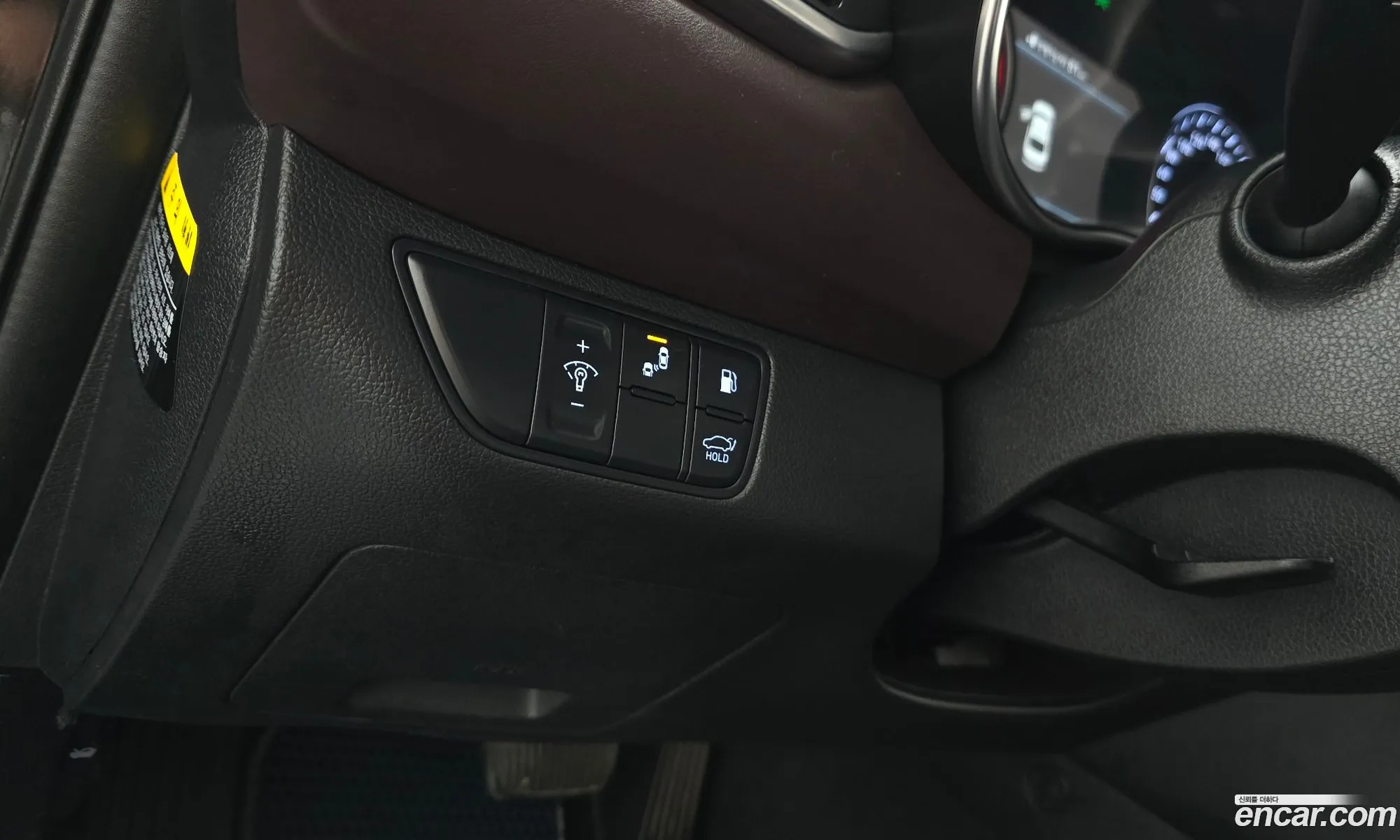 Genesis G70 2019 KMTG441BDKU038445 — 17