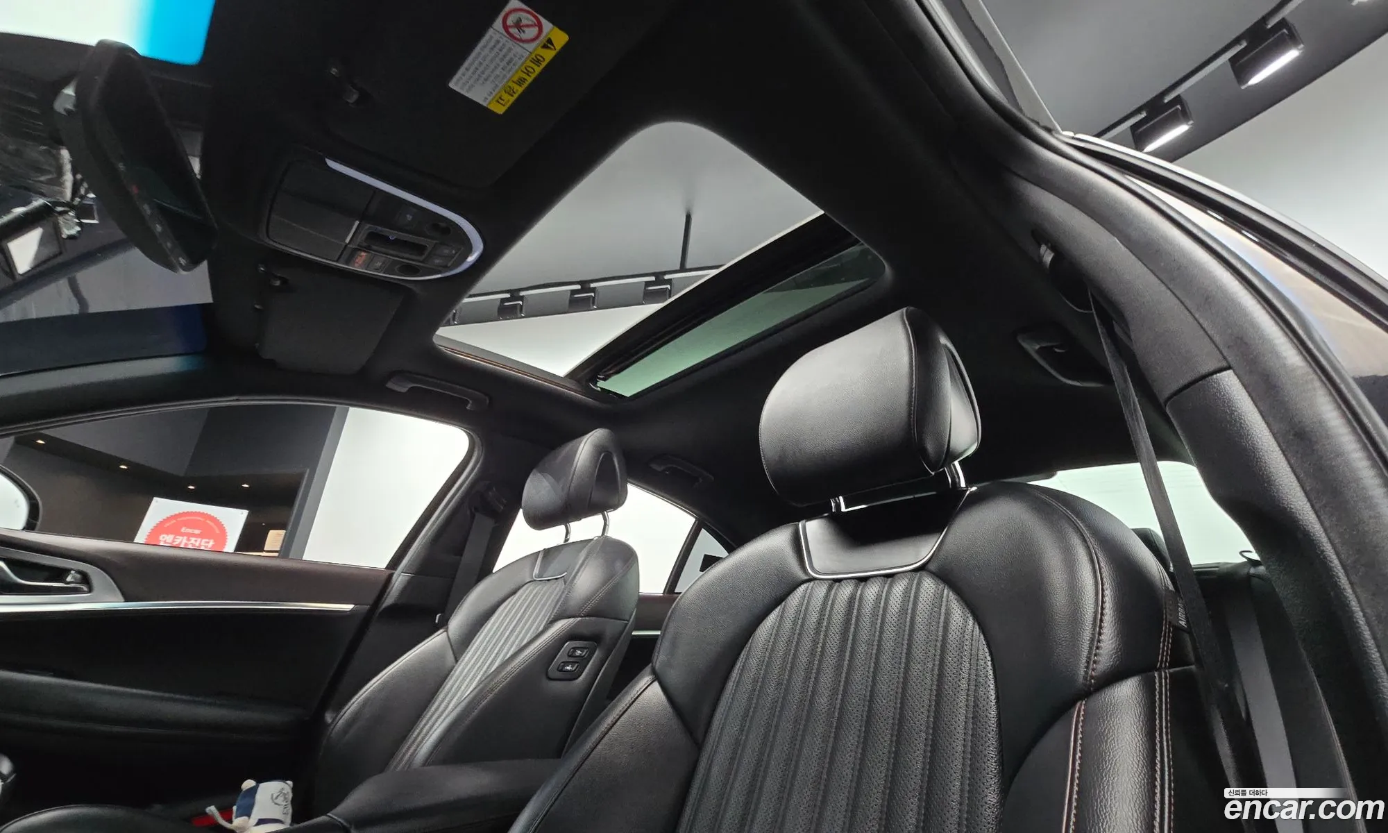 Genesis G70 2019 KMTG441BDKU038445 — 9