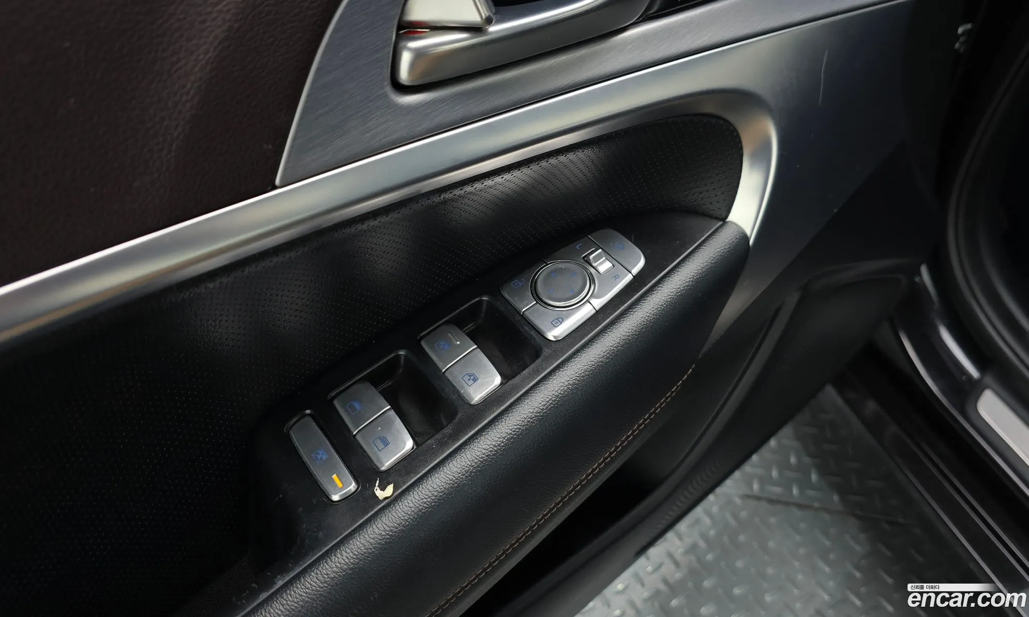 Genesis G70 2019 KMTG441BDKU038445 — 7