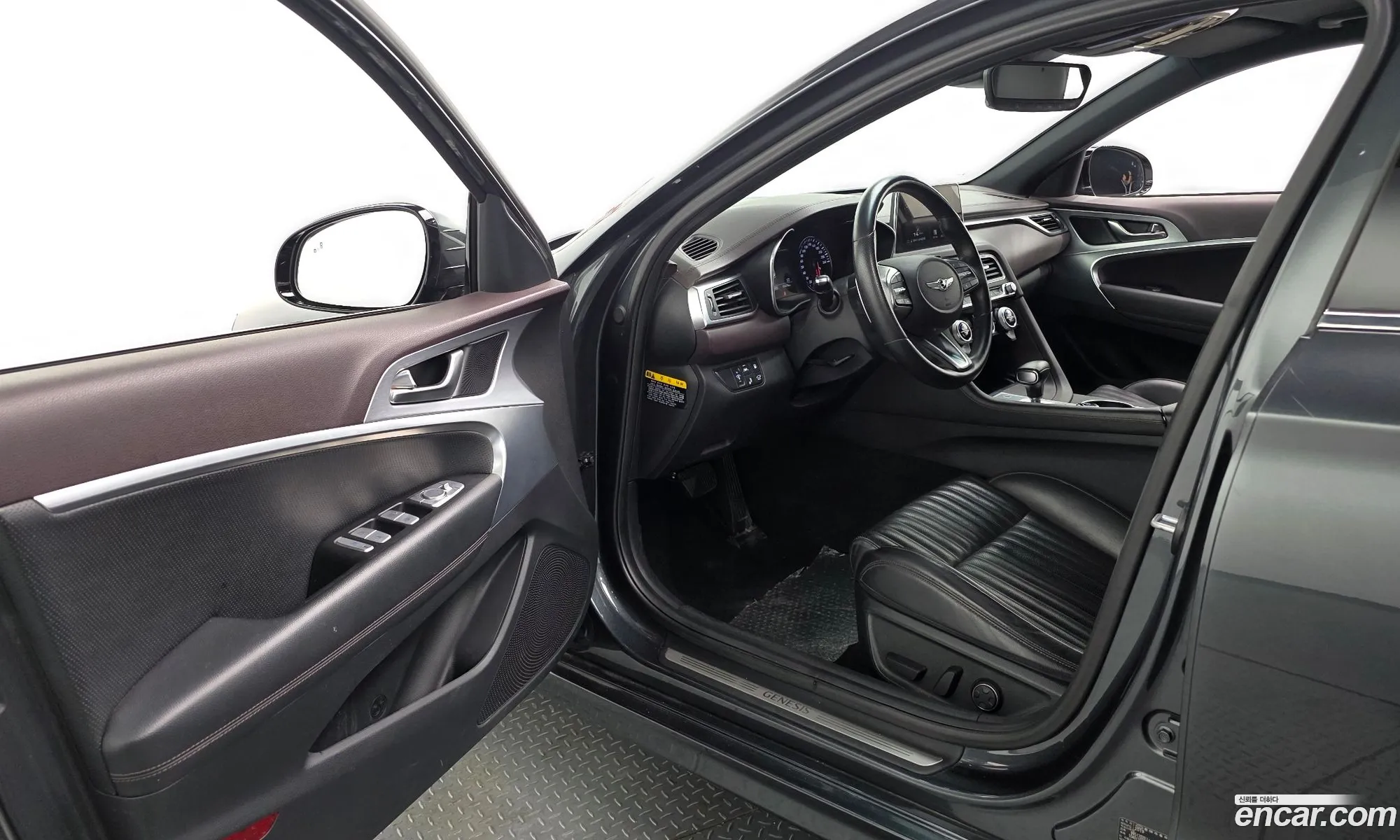 Genesis G70 2019 — 29