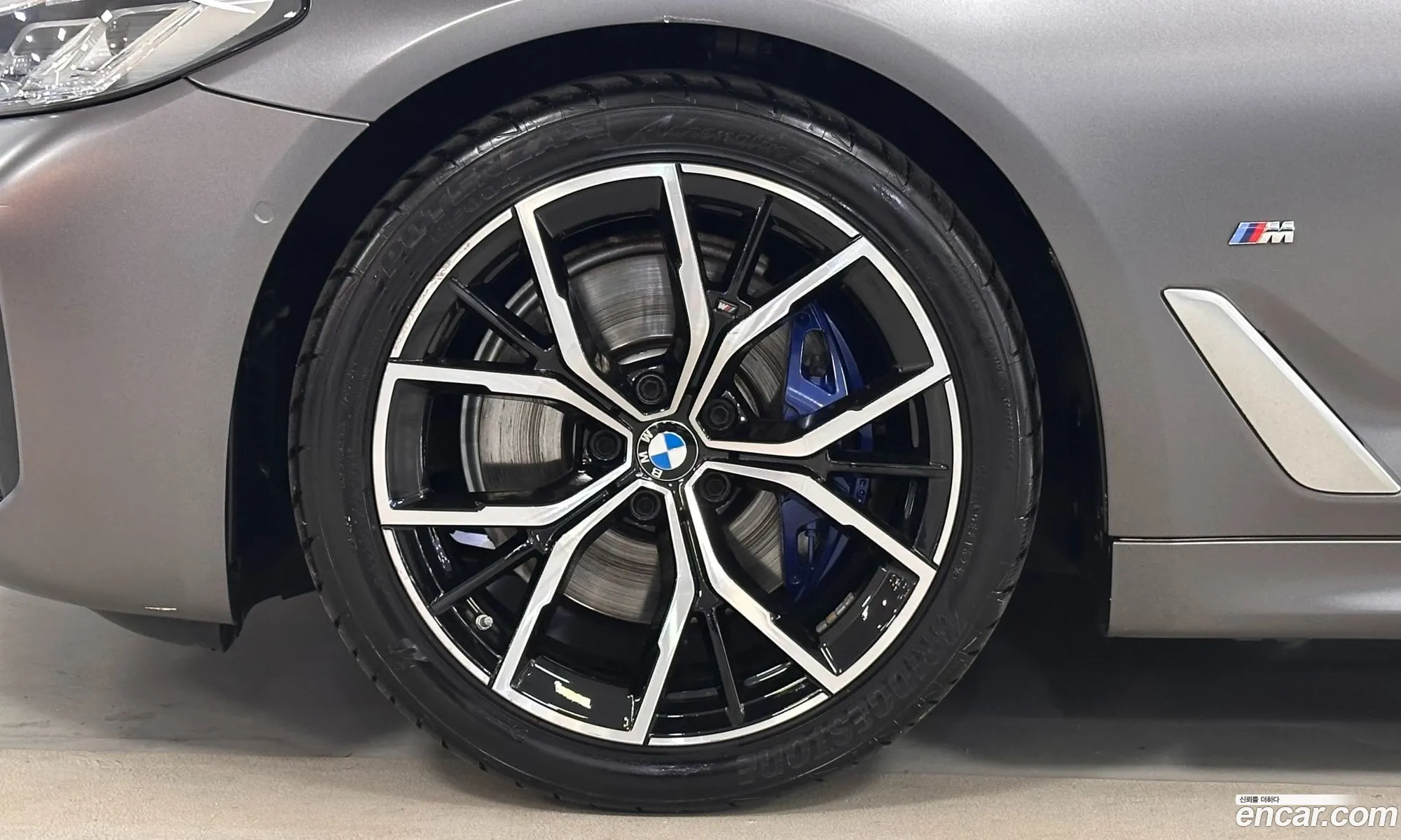 BMW 5 Series 2021 — 17