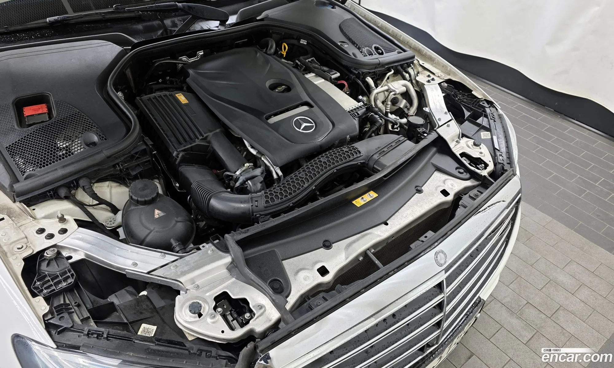 Mercedes-Benz E-Class W213 2016 WDDZF4JB9HA057385 — 6