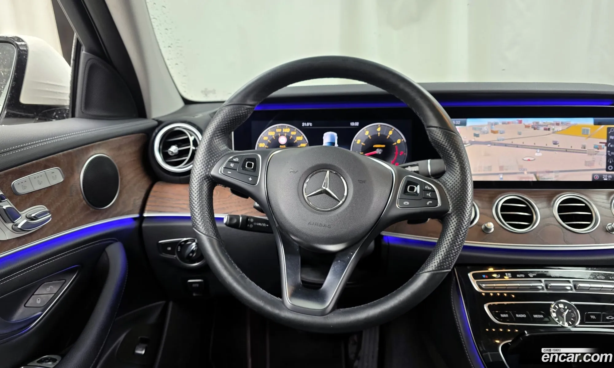 Mercedes-Benz E-Class W213 2016 WDDZF4JB9HA057385 — 16
