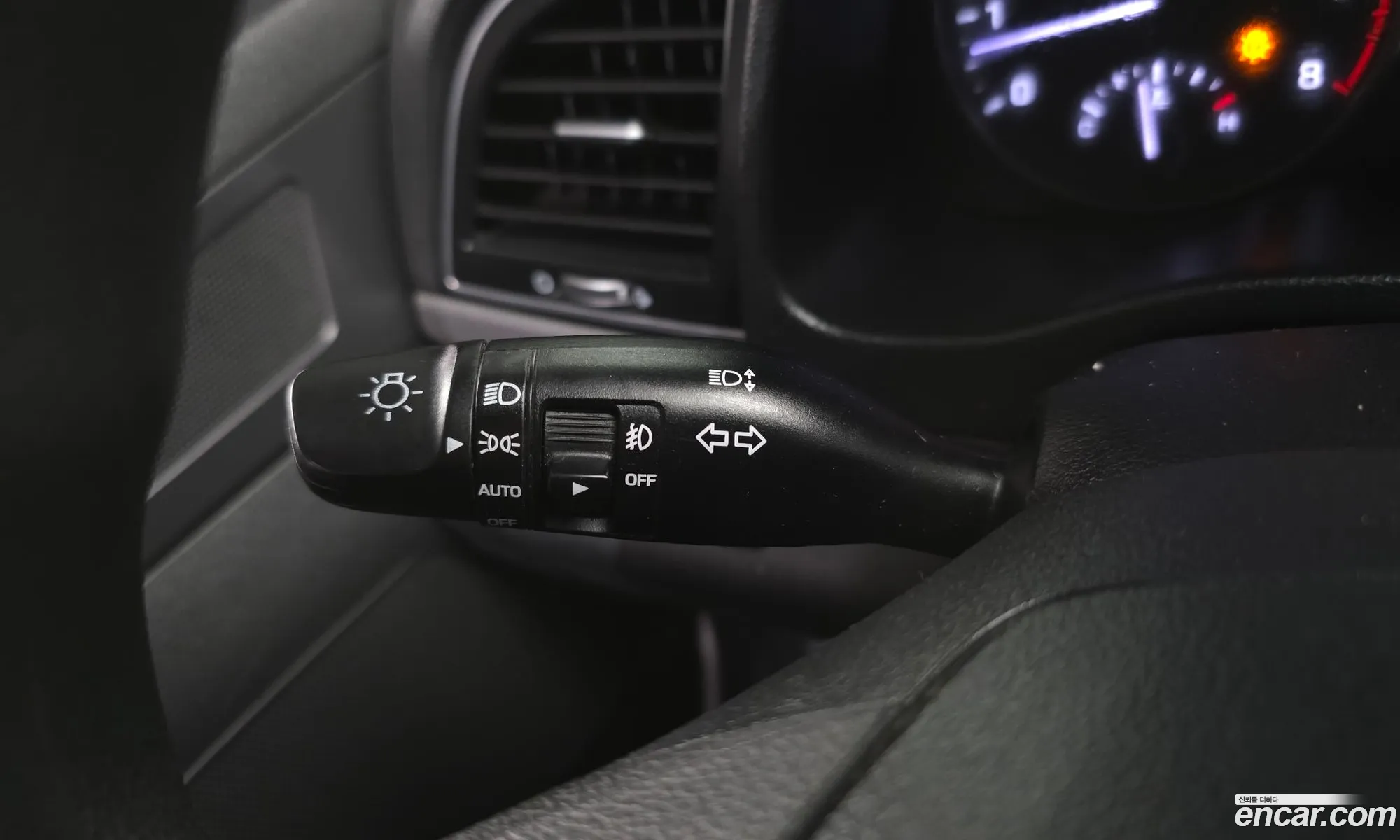 Hyundai Elantra AD 2018 — 3