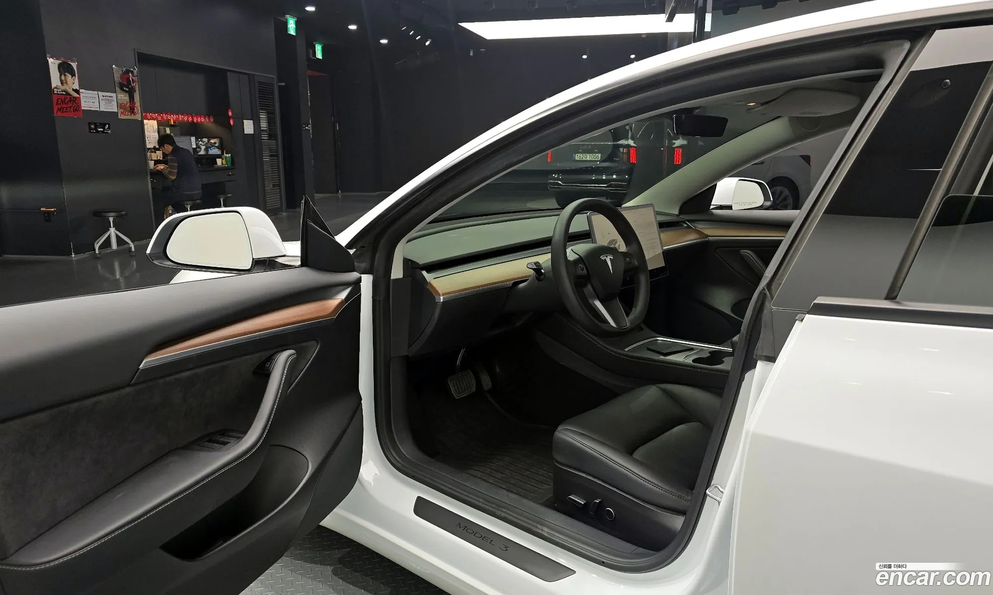 Tesla Model 3 2022 — 25