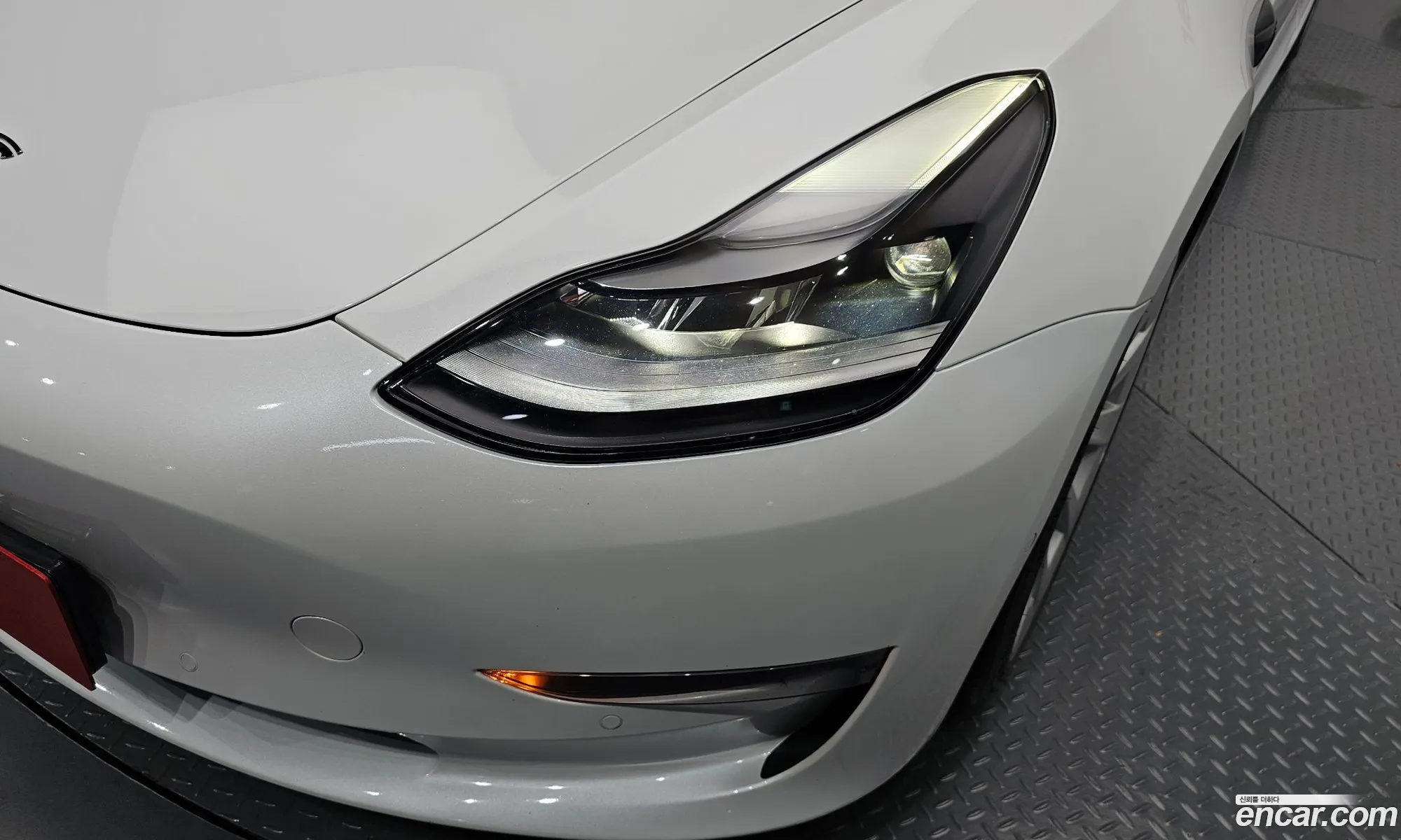 Tesla Model 3 2022 — 18