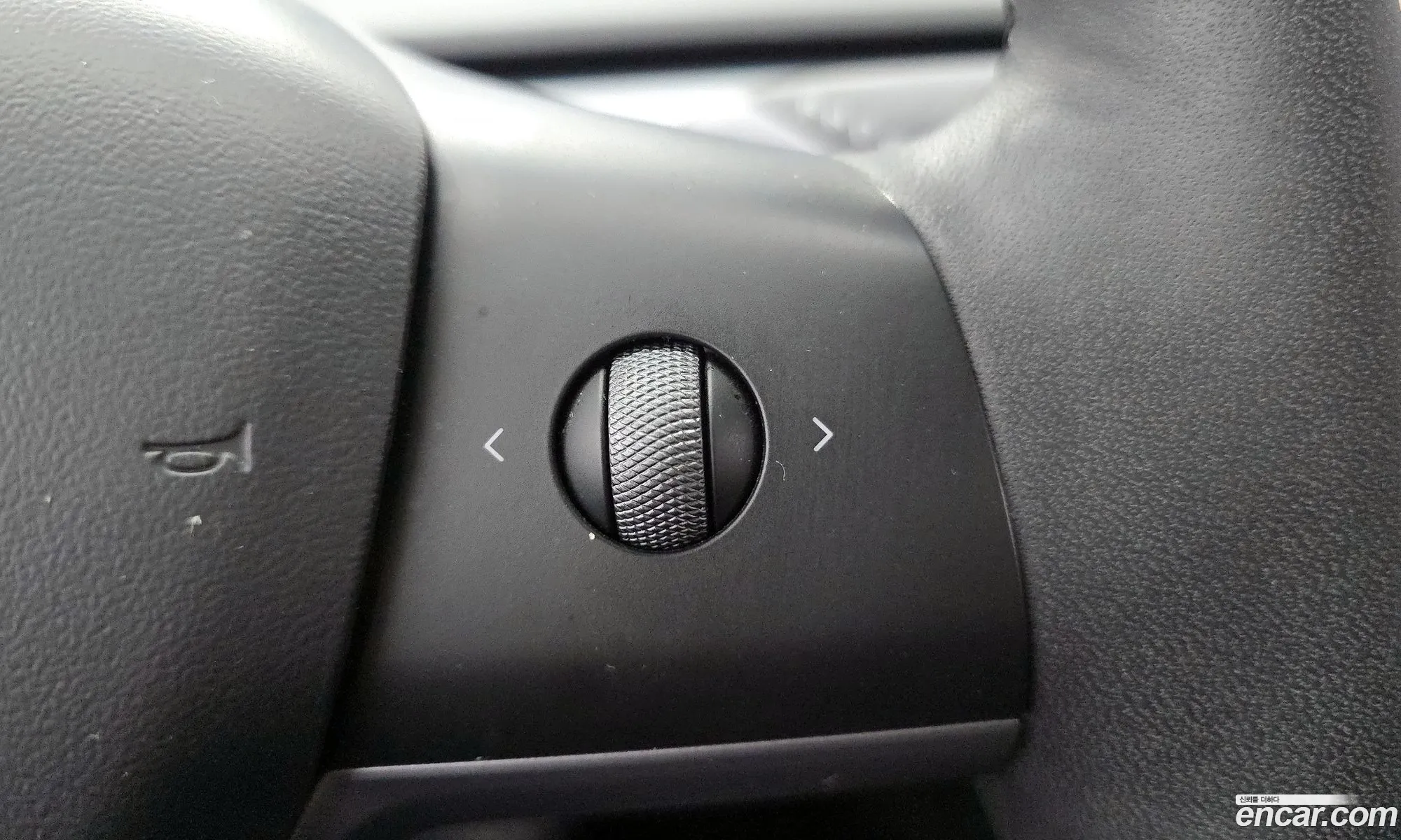 Tesla Model 3 2022 — 27