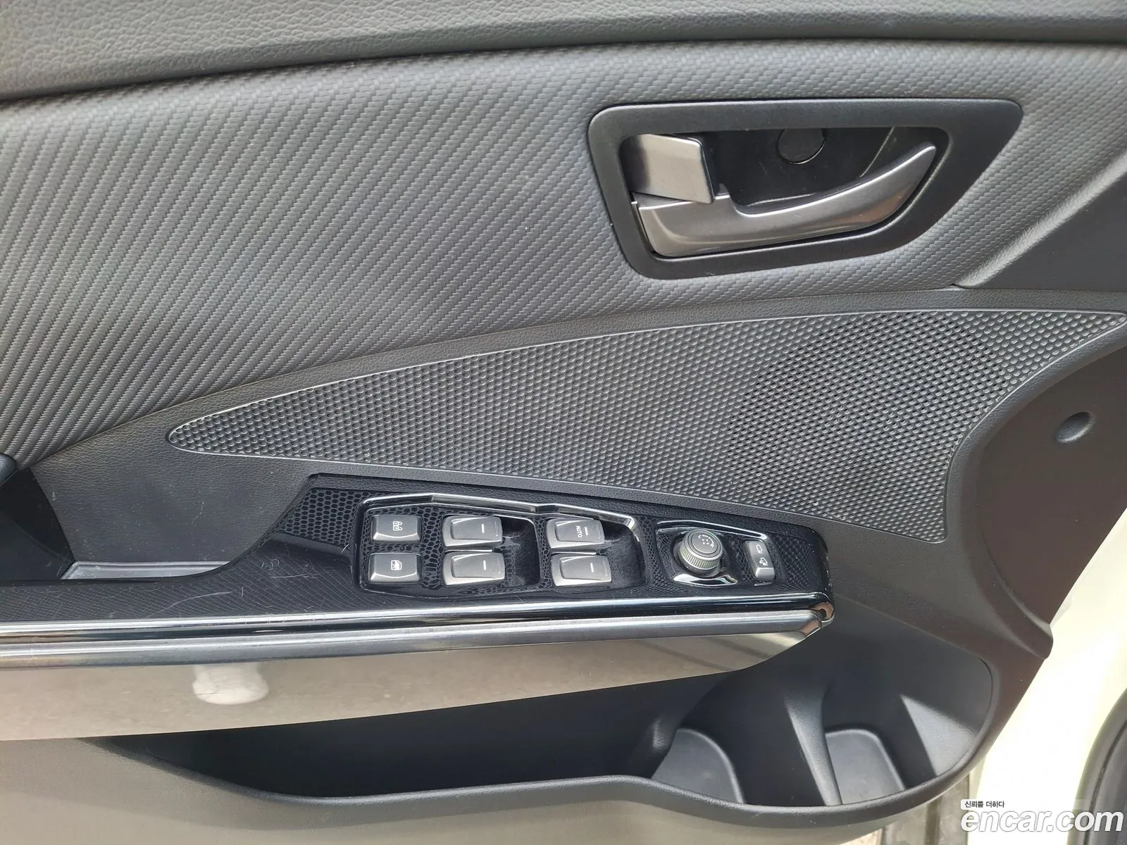 KG Mobility (SsangYong) Tivoli 2020 — 13