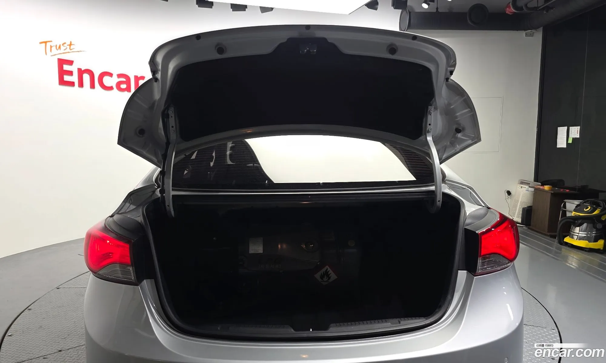 Hyundai Elantra 2015 — 4