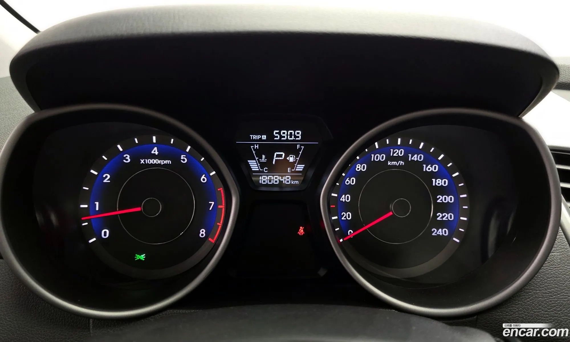 Hyundai Elantra 2015 — 5