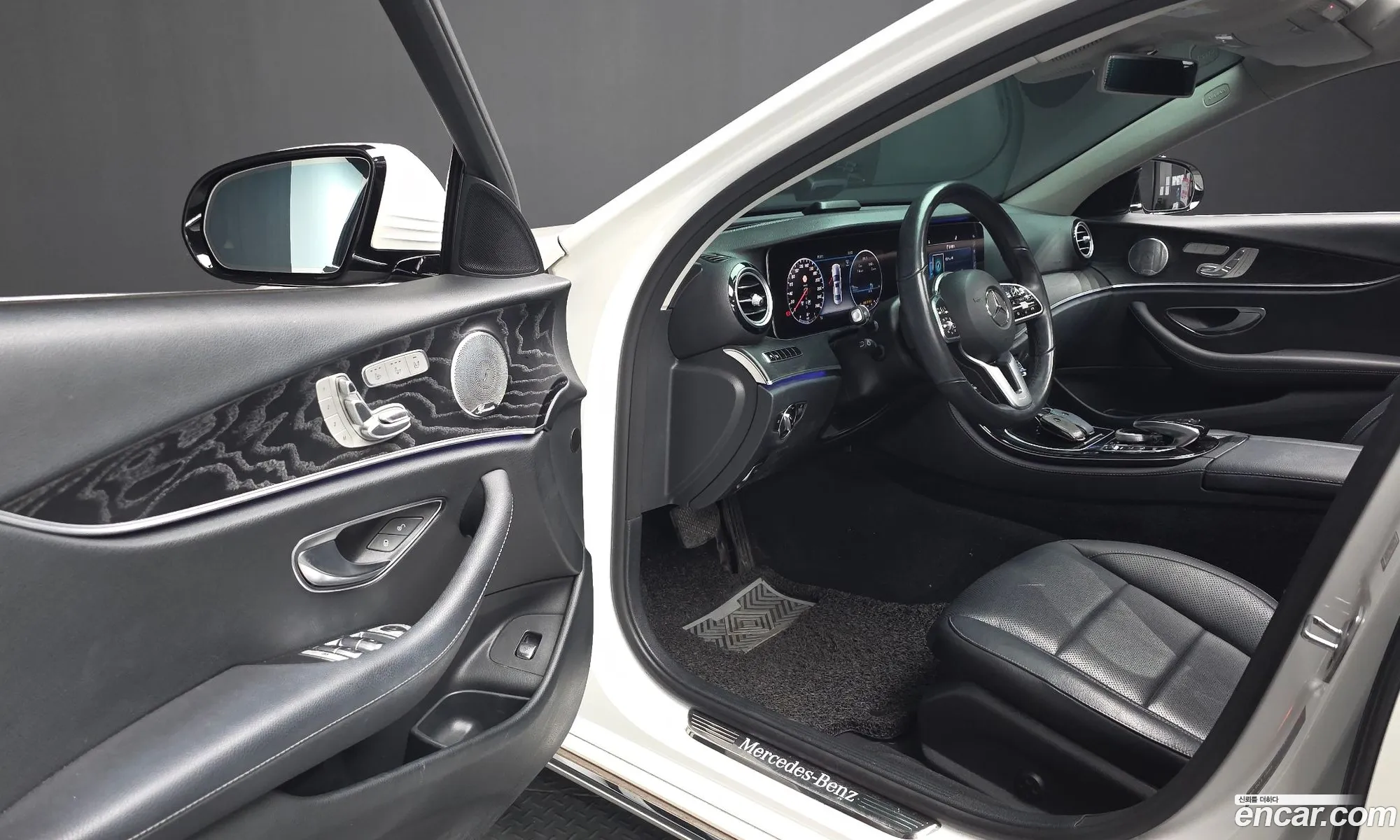 Mercedes-Benz E-Class W213 2019 WDDZF4KB3KA624132 — 7