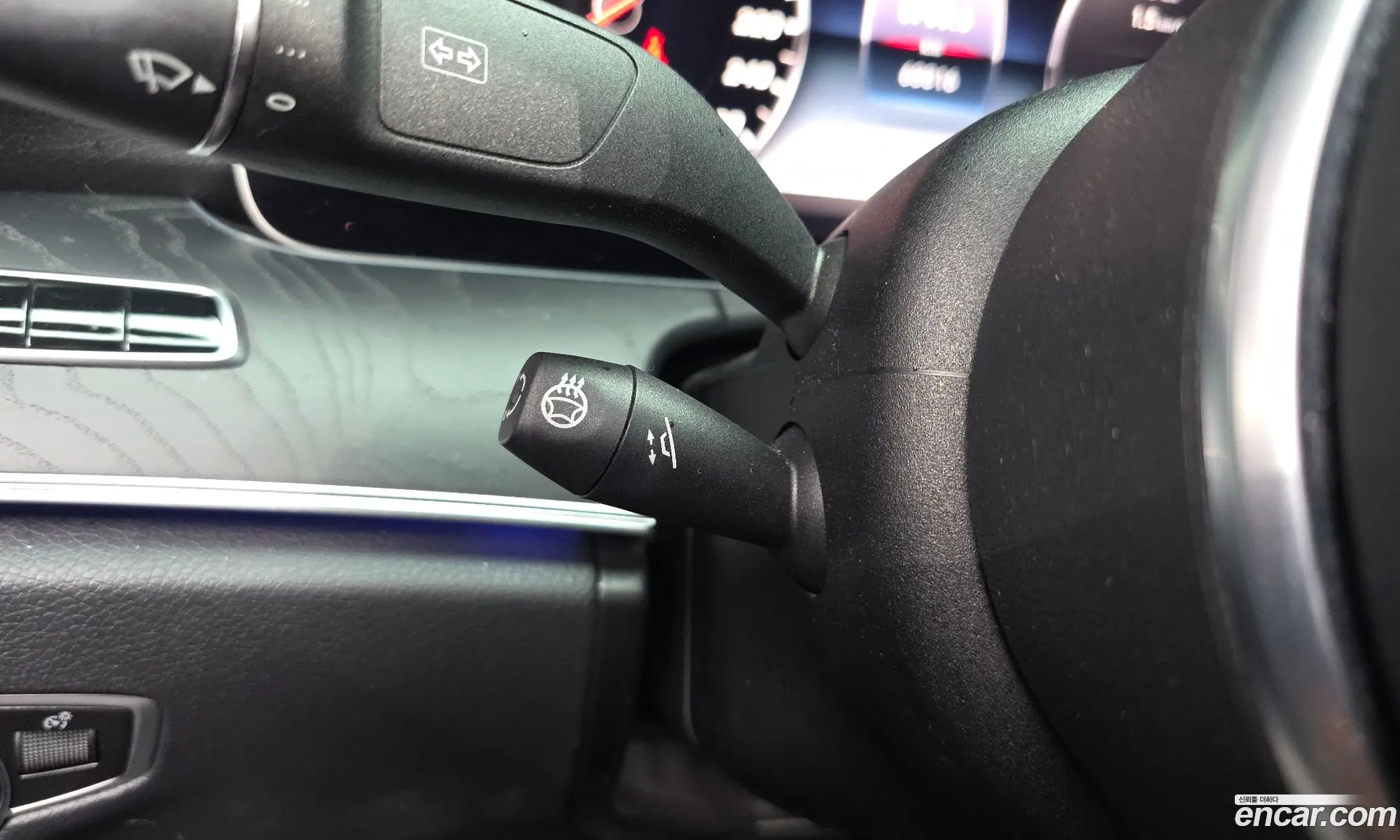 Mercedes-Benz E-Class W213 2019 WDDZF4KB3KA624132 — 11