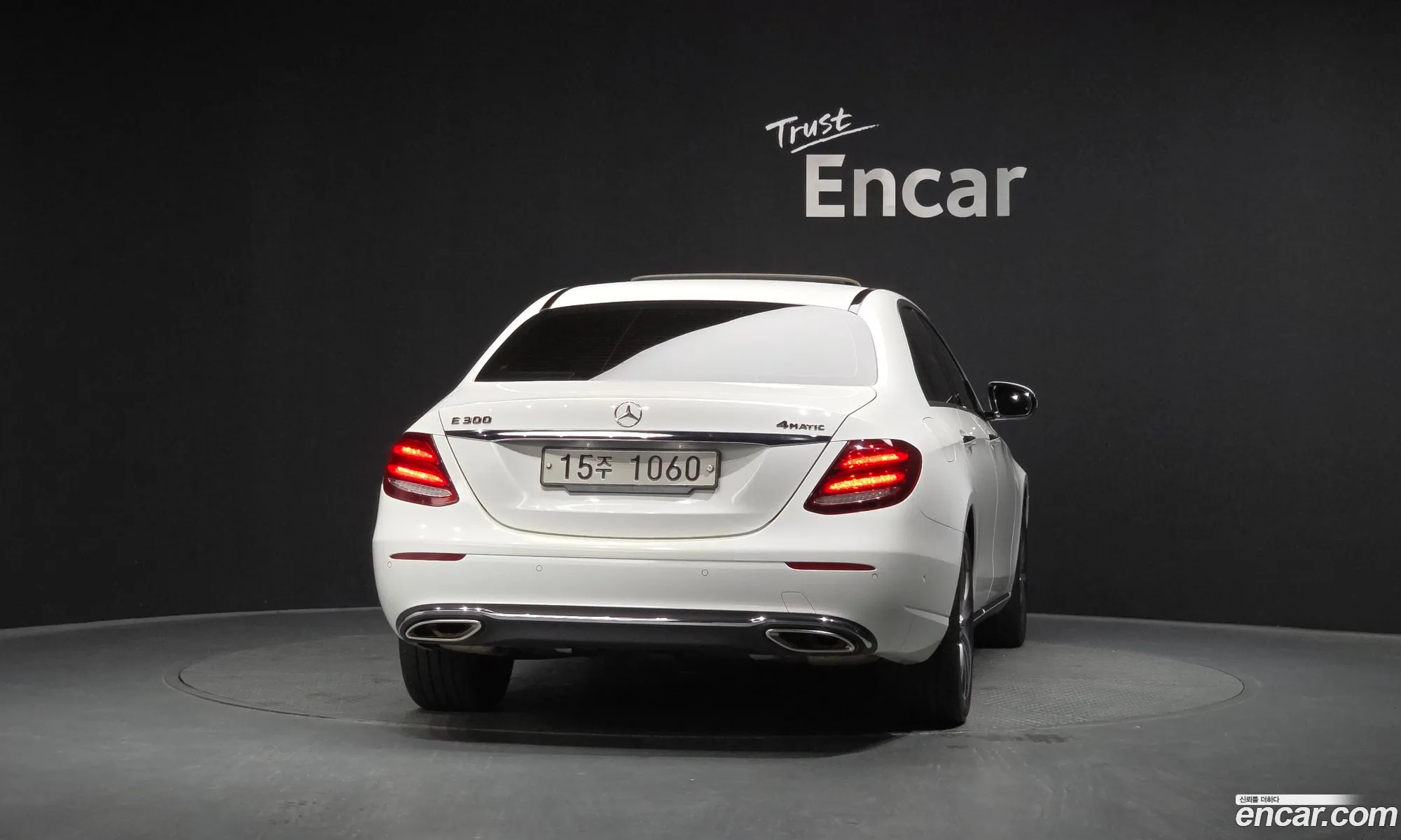 Mercedes-Benz E-Class W213 2019 WDDZF4KB3KA624132 — 31
