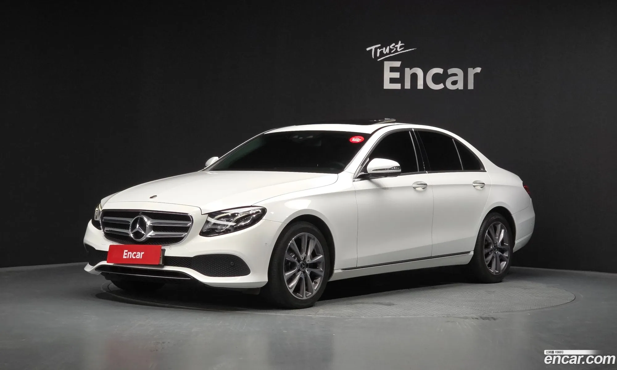 Mercedes-Benz E-Class W213 2019 WDDZF4KB3KA624132 — 20