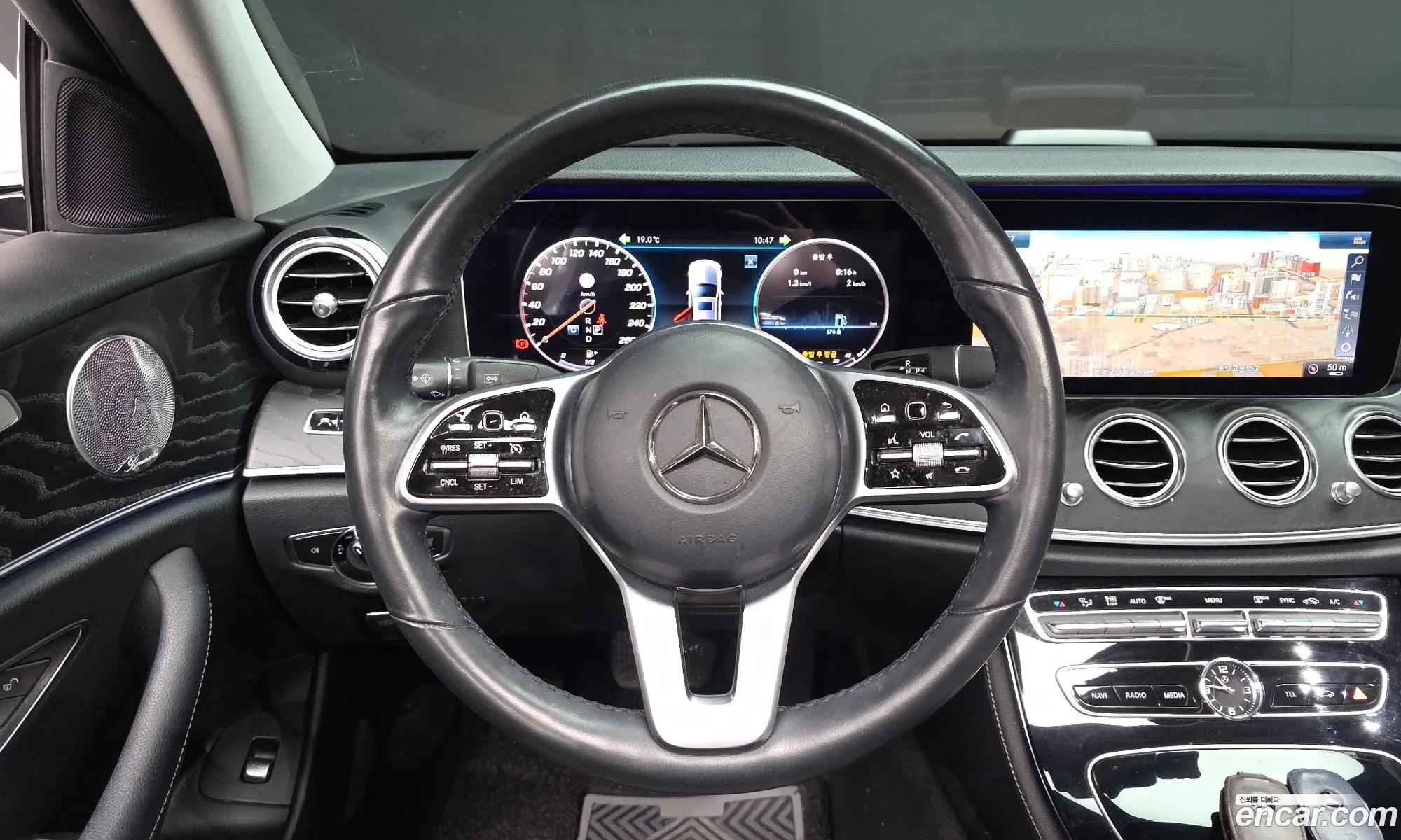 Mercedes-Benz E-Class W213 2019 WDDZF4KB3KA624132 — 18