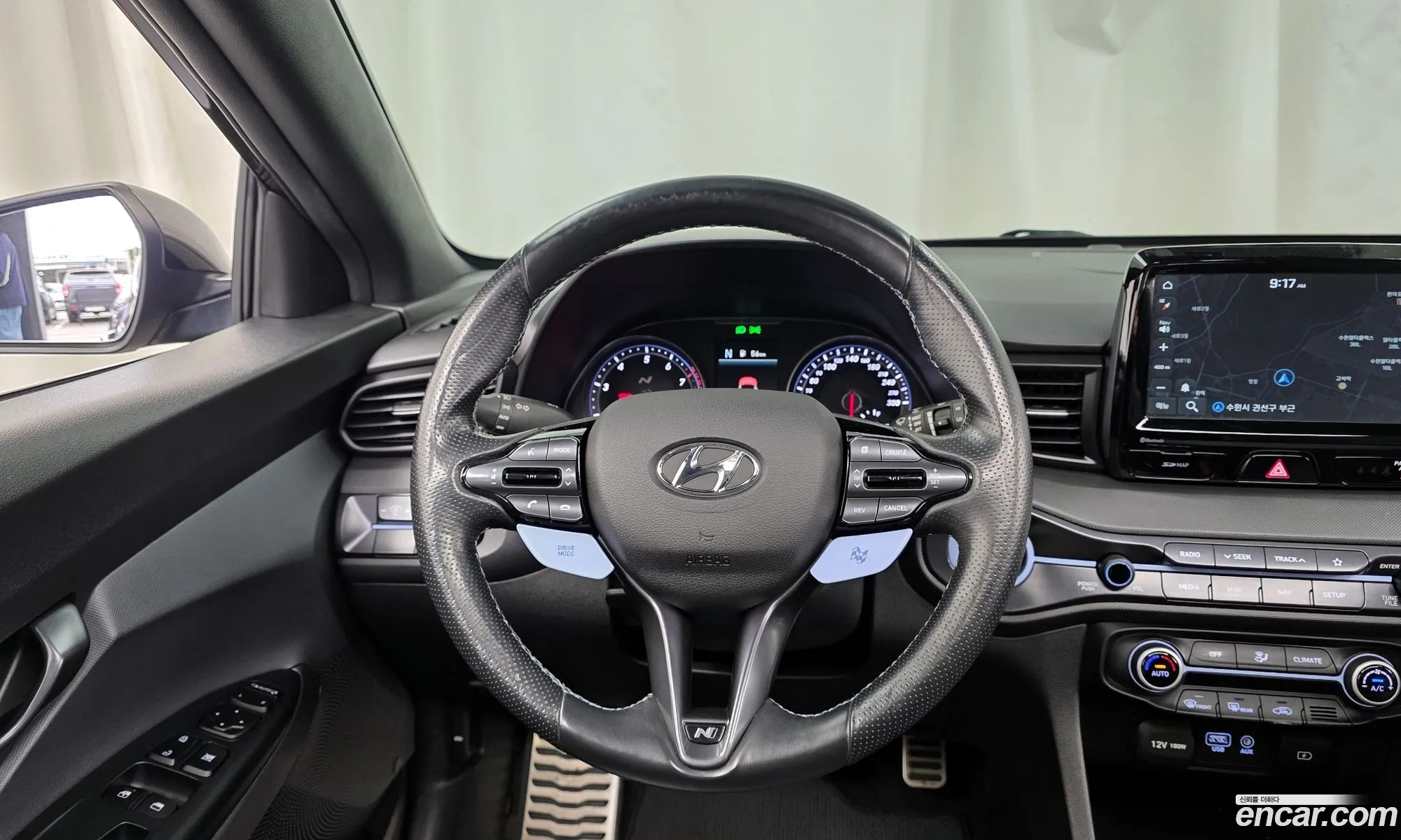 Hyundai Veloster 2018 — 18
