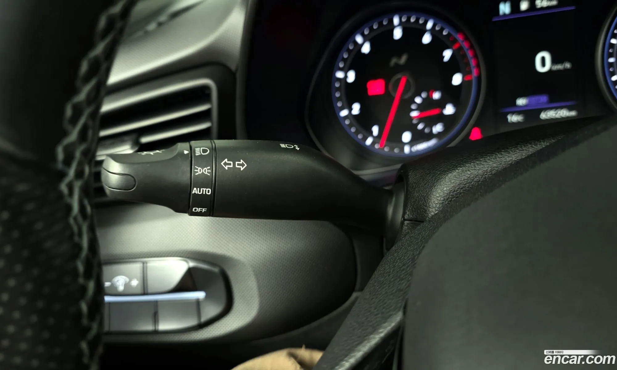 Hyundai Veloster 2018 — 25