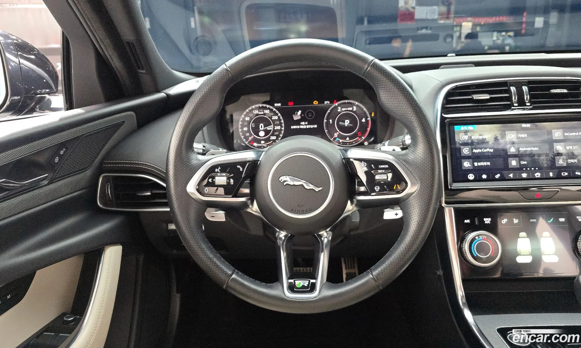 Jaguar XE 2020 SAJAB4BN9LCP66070 — 17