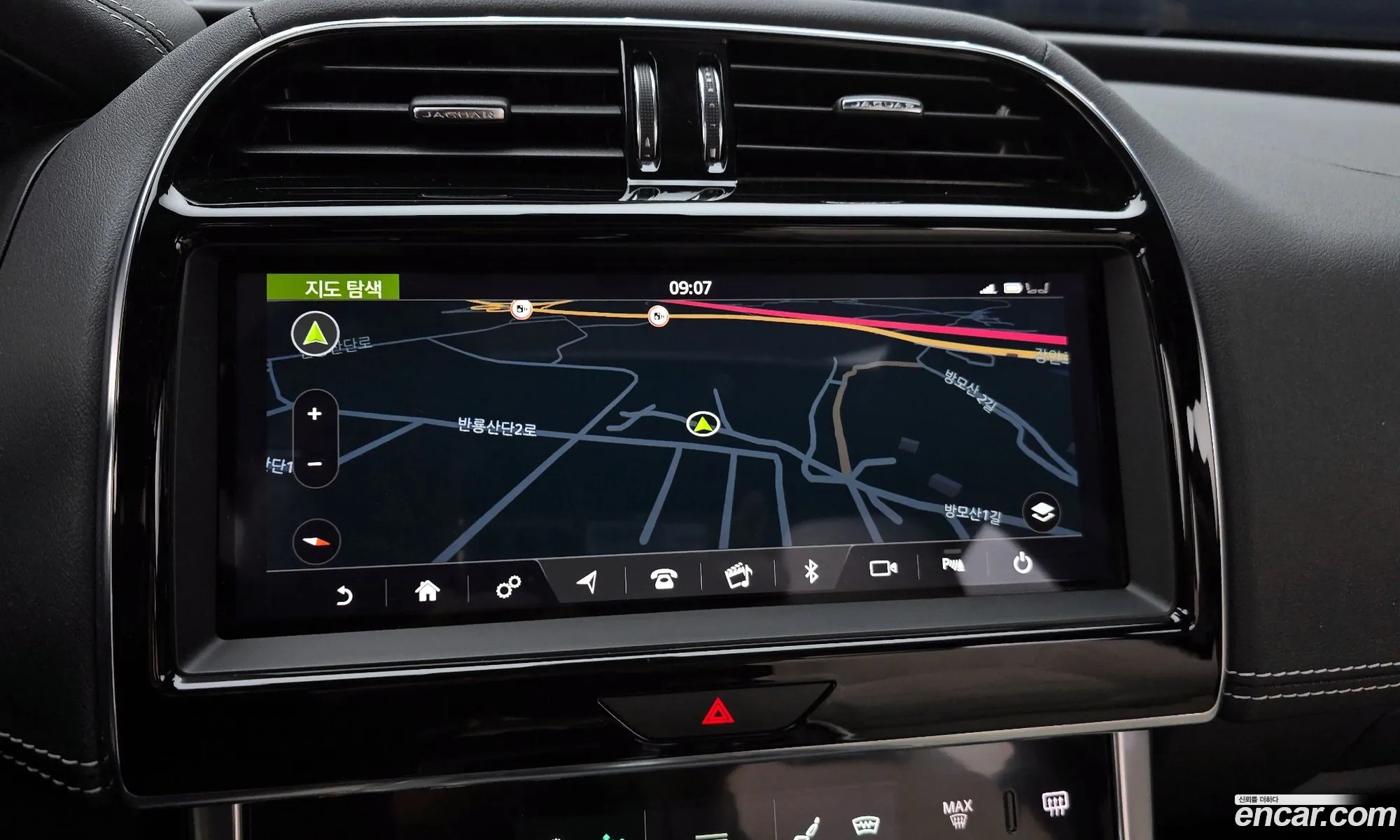 Jaguar XE 2020 SAJAB4BN9LCP66070 — 13
