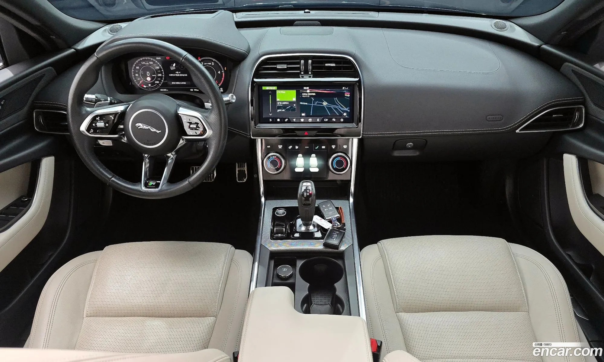 Jaguar XE 2020 SAJAB4BN9LCP66070 — 28