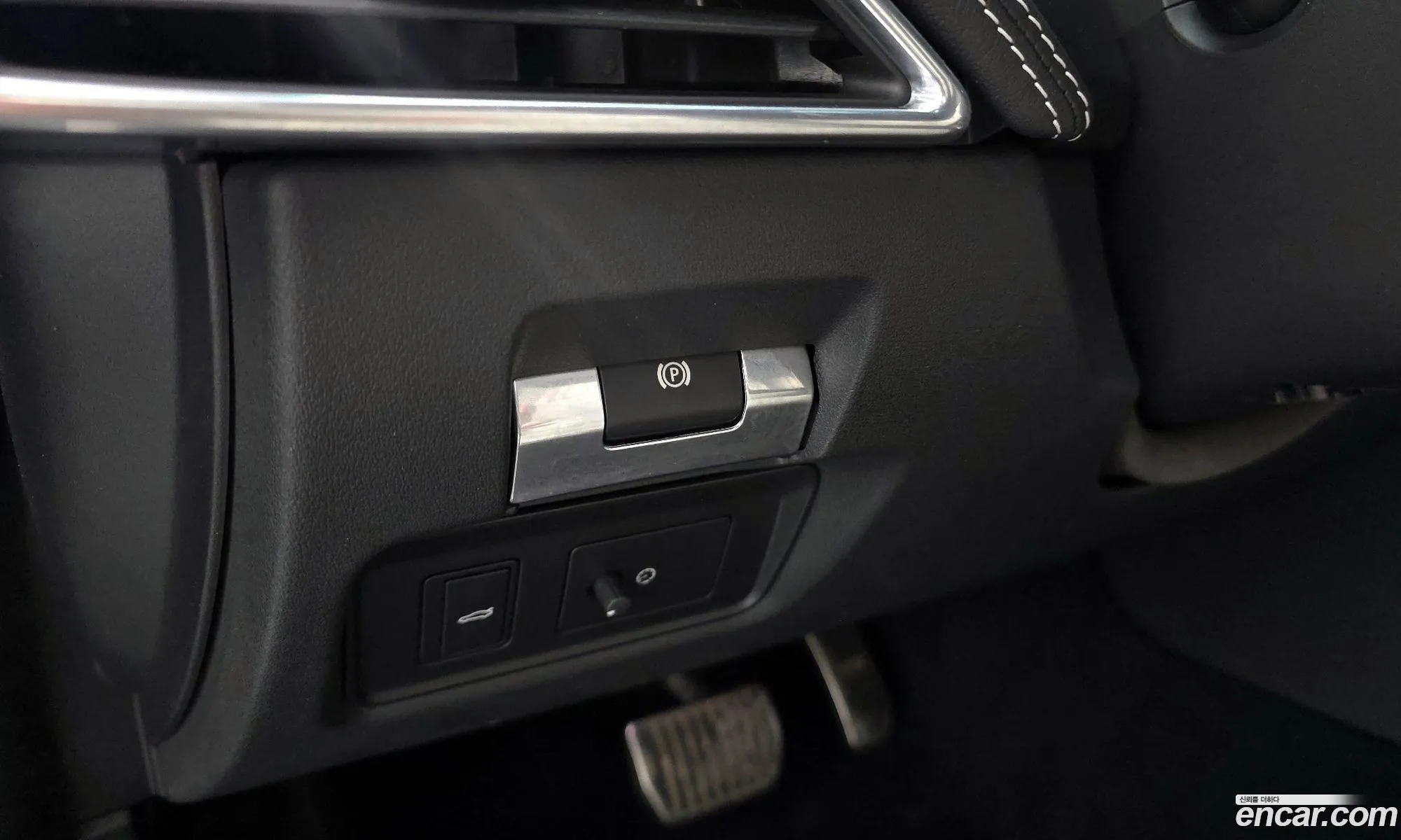 Jaguar XE 2020 SAJAB4BN9LCP66070 — 18