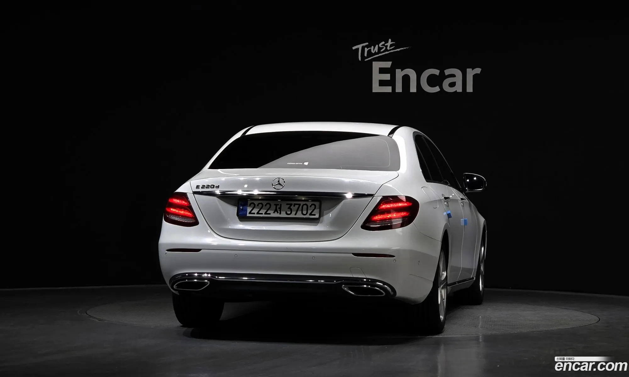 Mercedes-Benz E-Class W213 2016 WDDZF0EBXHA044647 — 8